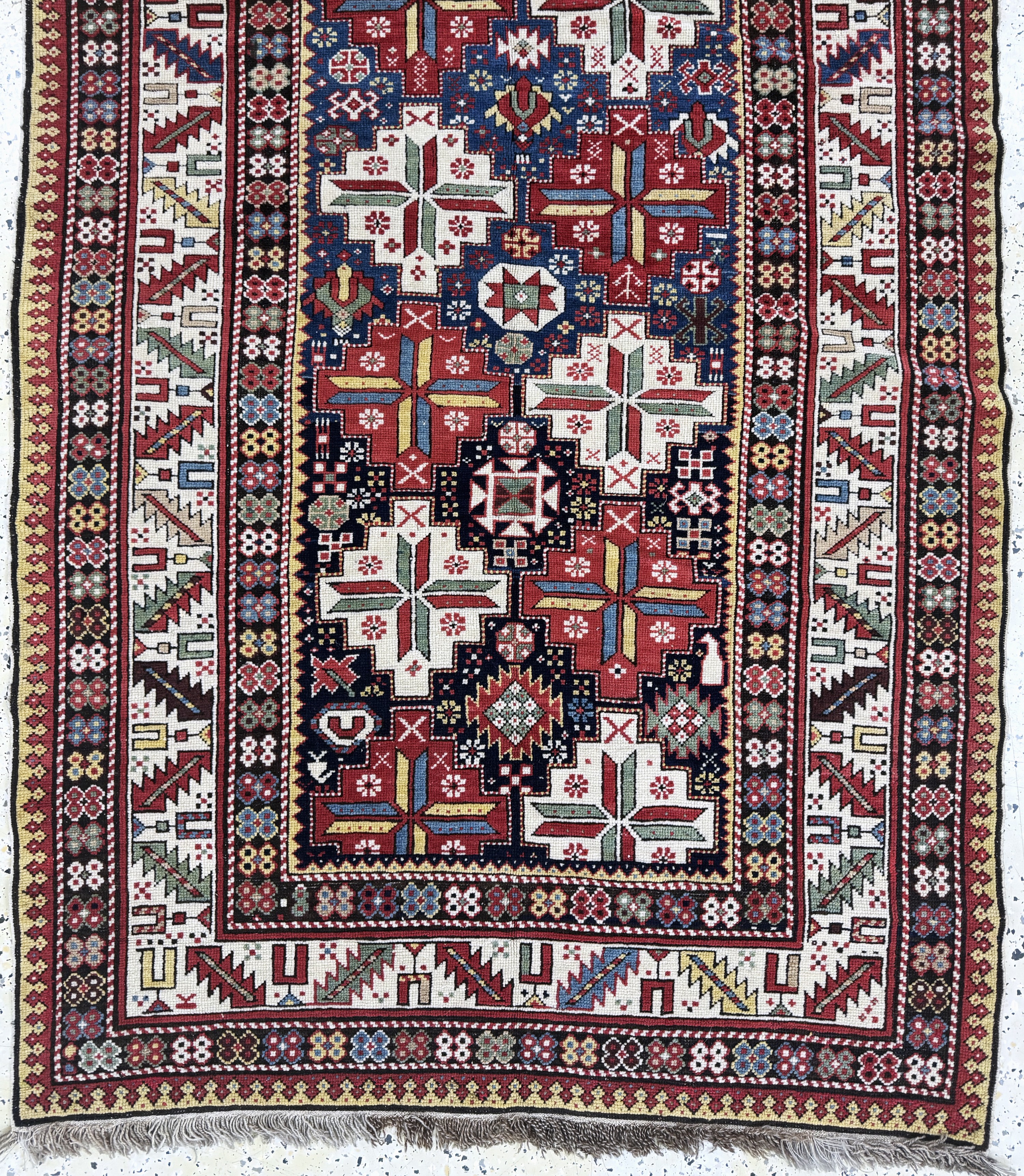 Detail d: Antiker Schirwan-Kazak, Kaukasus, 19.Jhd, Wolle auf Wolle, ca. 262 x 114 cm, EHZ: 2
