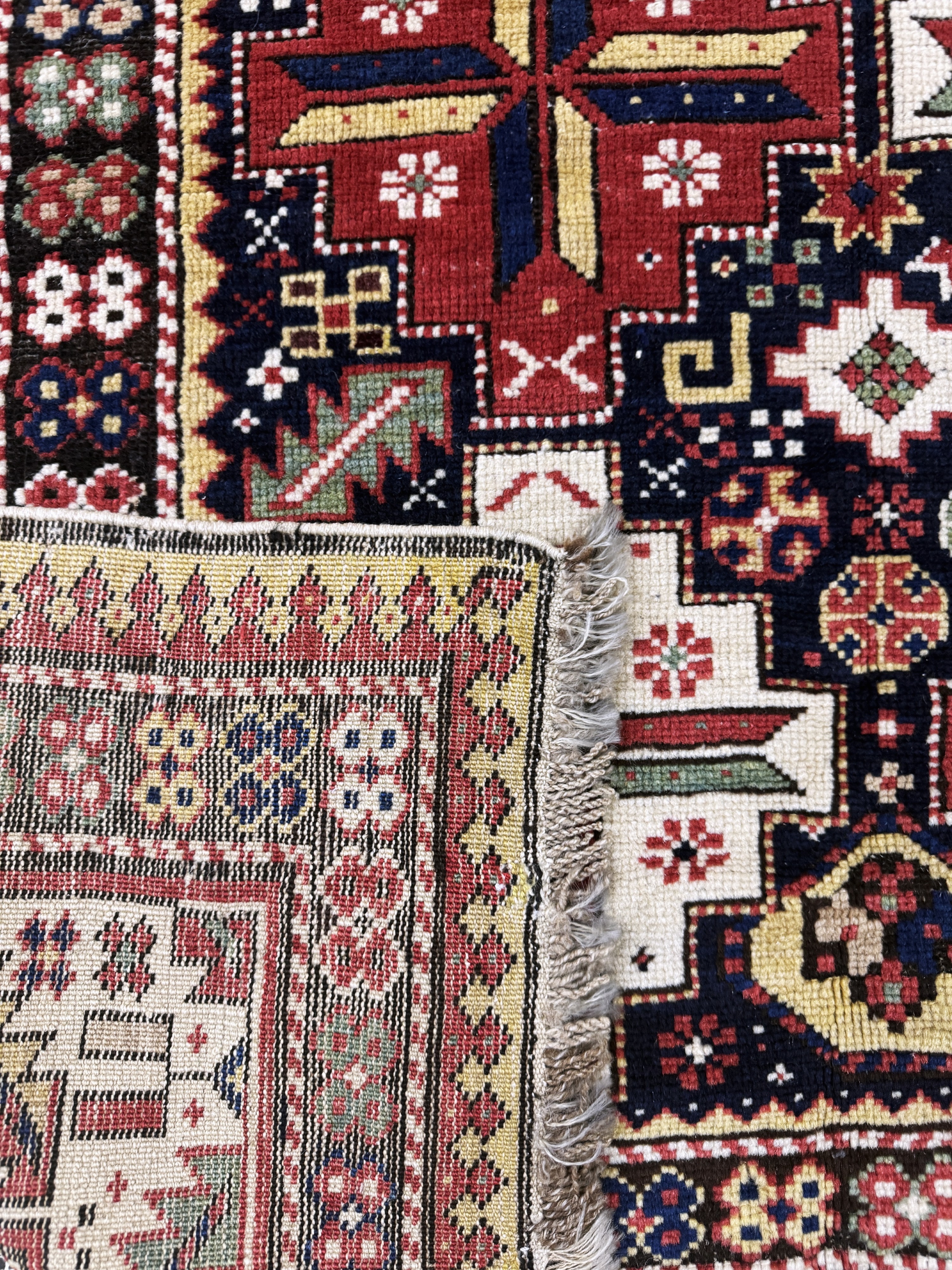 Detail h: Antiker Schirwan-Kazak, Kaukasus, 19.Jhd, Wolle auf Wolle, ca. 262 x 114 cm, EHZ: 2