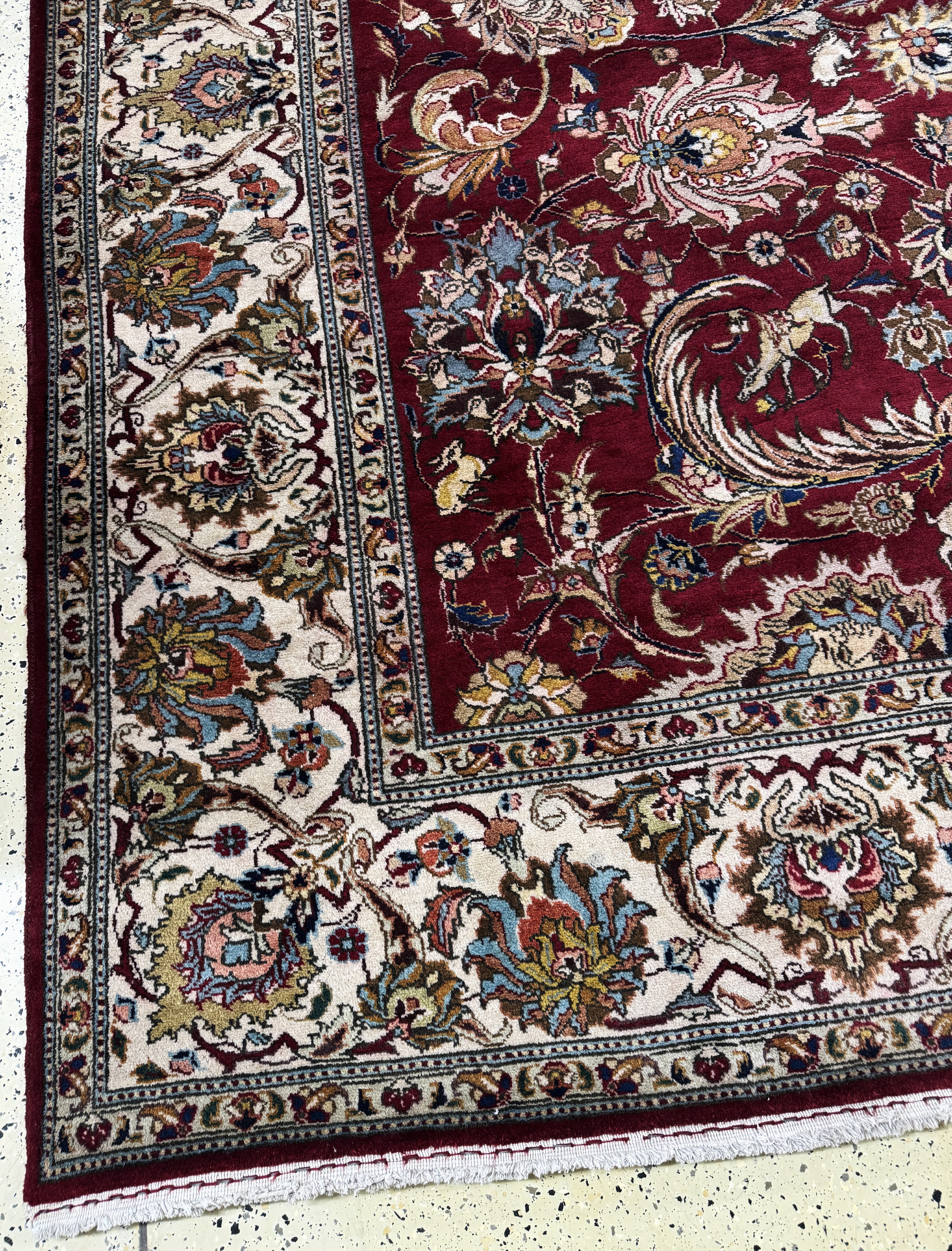 Detail b: Täbriz alt Persien, signiert"Hanifizaden", Mitte 20.Jhd, Wolle auf Baumwolle, ca. 385 x 300 cm, EHZ: 2(kleine Florfehlstelle)
