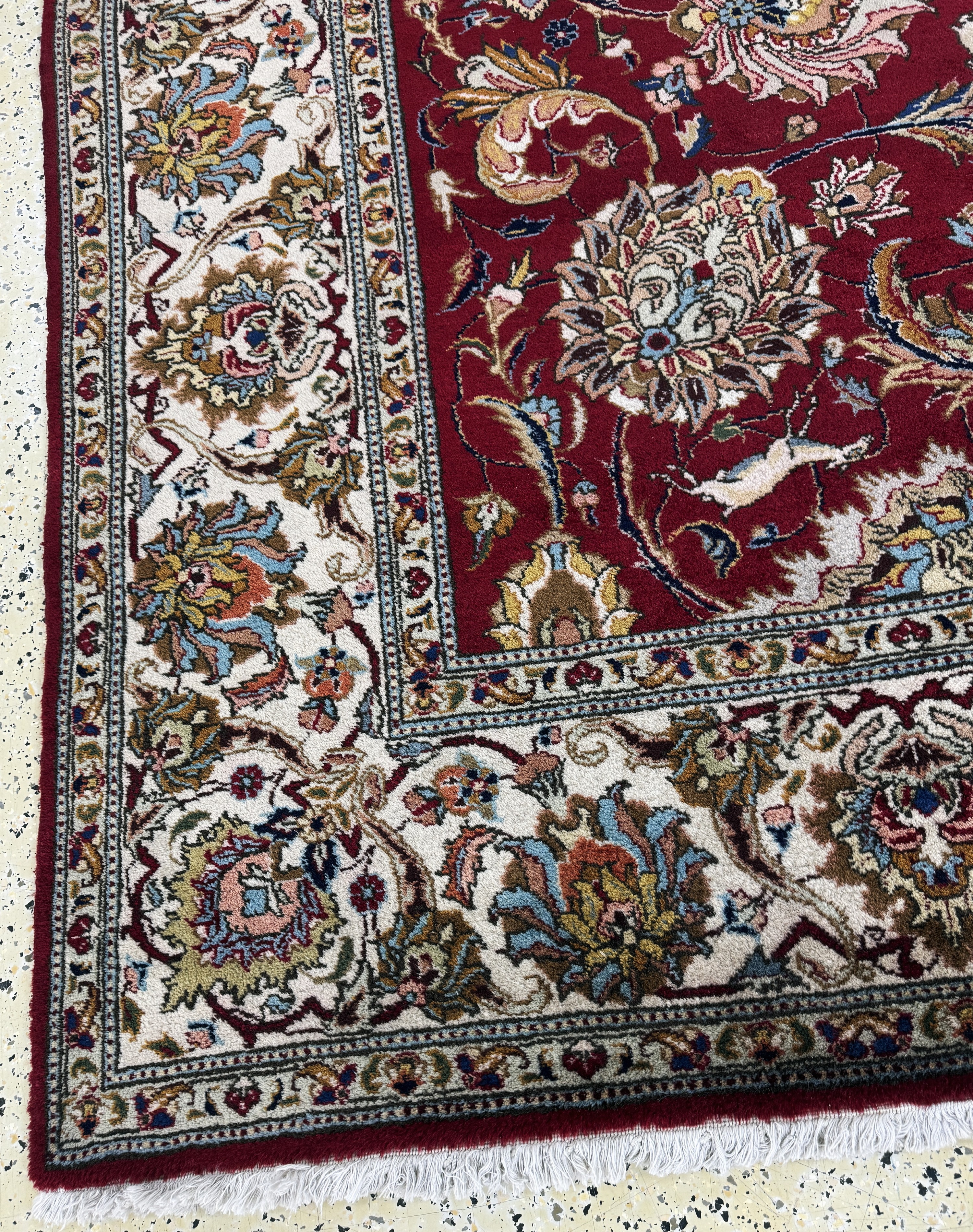 Detail h: Täbriz alt Persien, signiert"Hanifizaden", Mitte 20.Jhd, Wolle auf Baumwolle, ca. 385 x 300 cm, EHZ: 2(kleine Florfehlstelle)