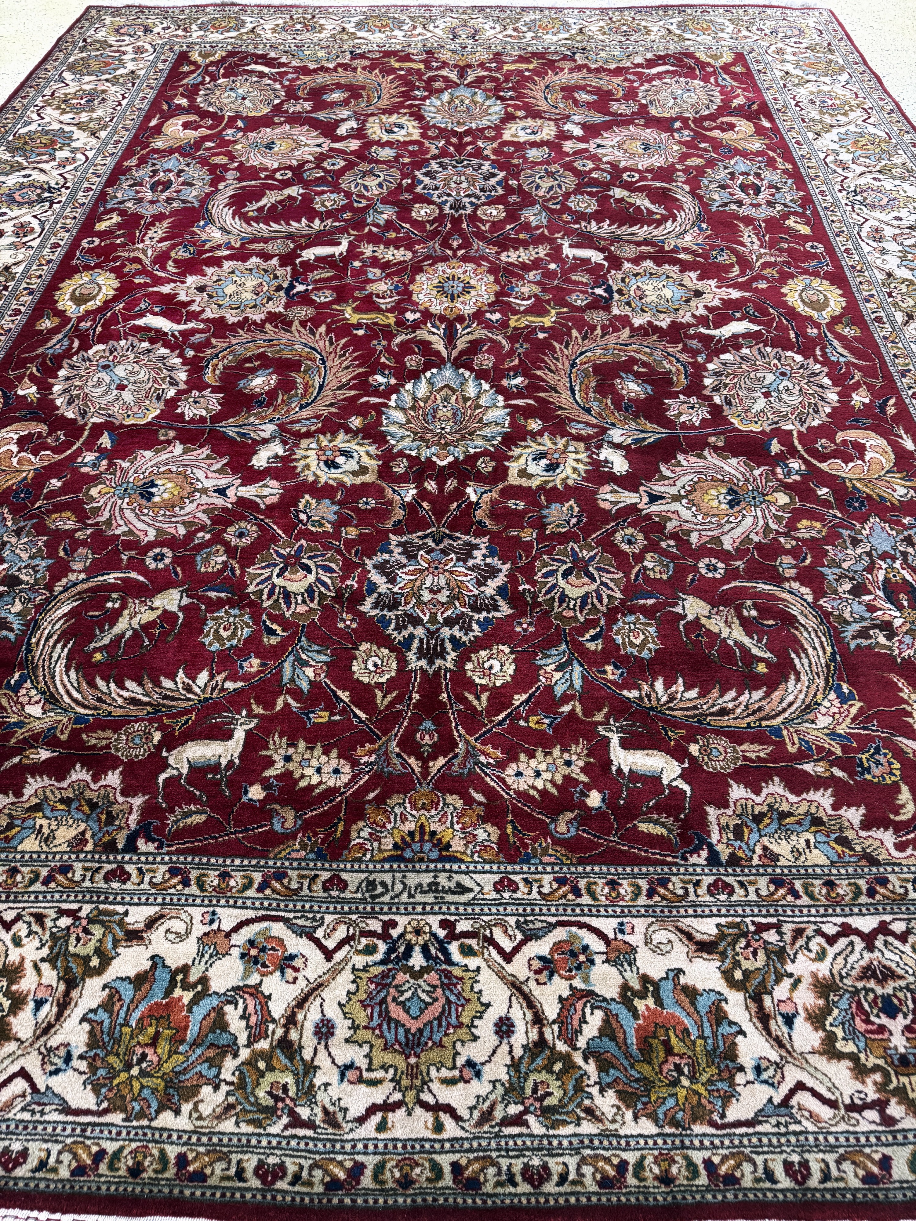 Detail j: Täbriz alt Persien, signiert"Hanifizaden", Mitte 20.Jhd, Wolle auf Baumwolle, ca. 385 x 300 cm, EHZ: 2(kleine Florfehlstelle)