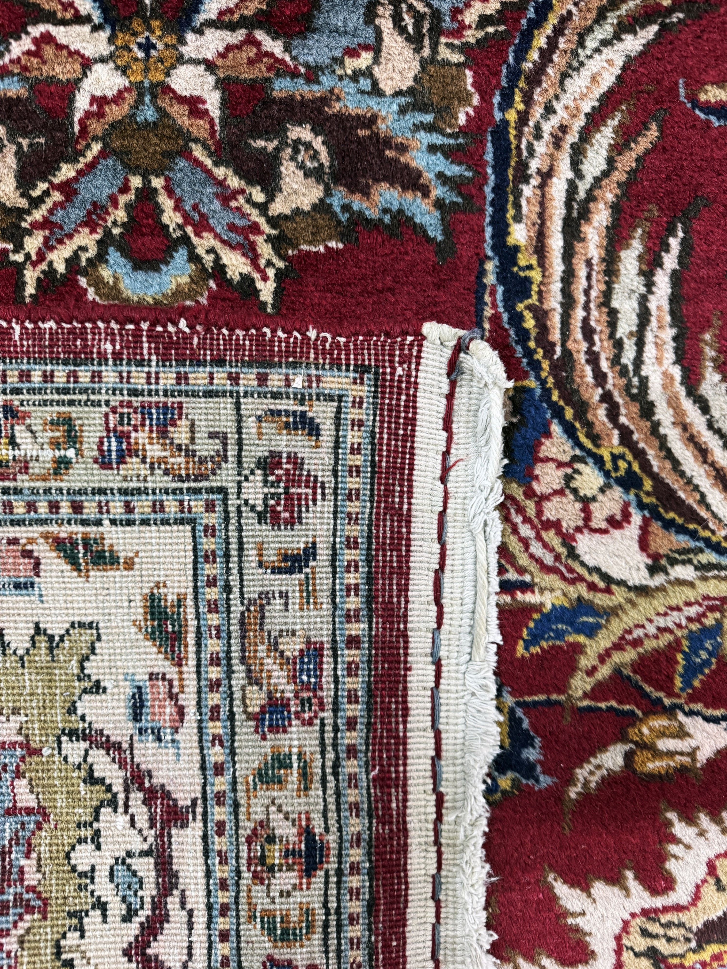 Detail k: Täbriz alt Persien, signiert"Hanifizaden", Mitte 20.Jhd, Wolle auf Baumwolle, ca. 385 x 300 cm, EHZ: 2(kleine Florfehlstelle)