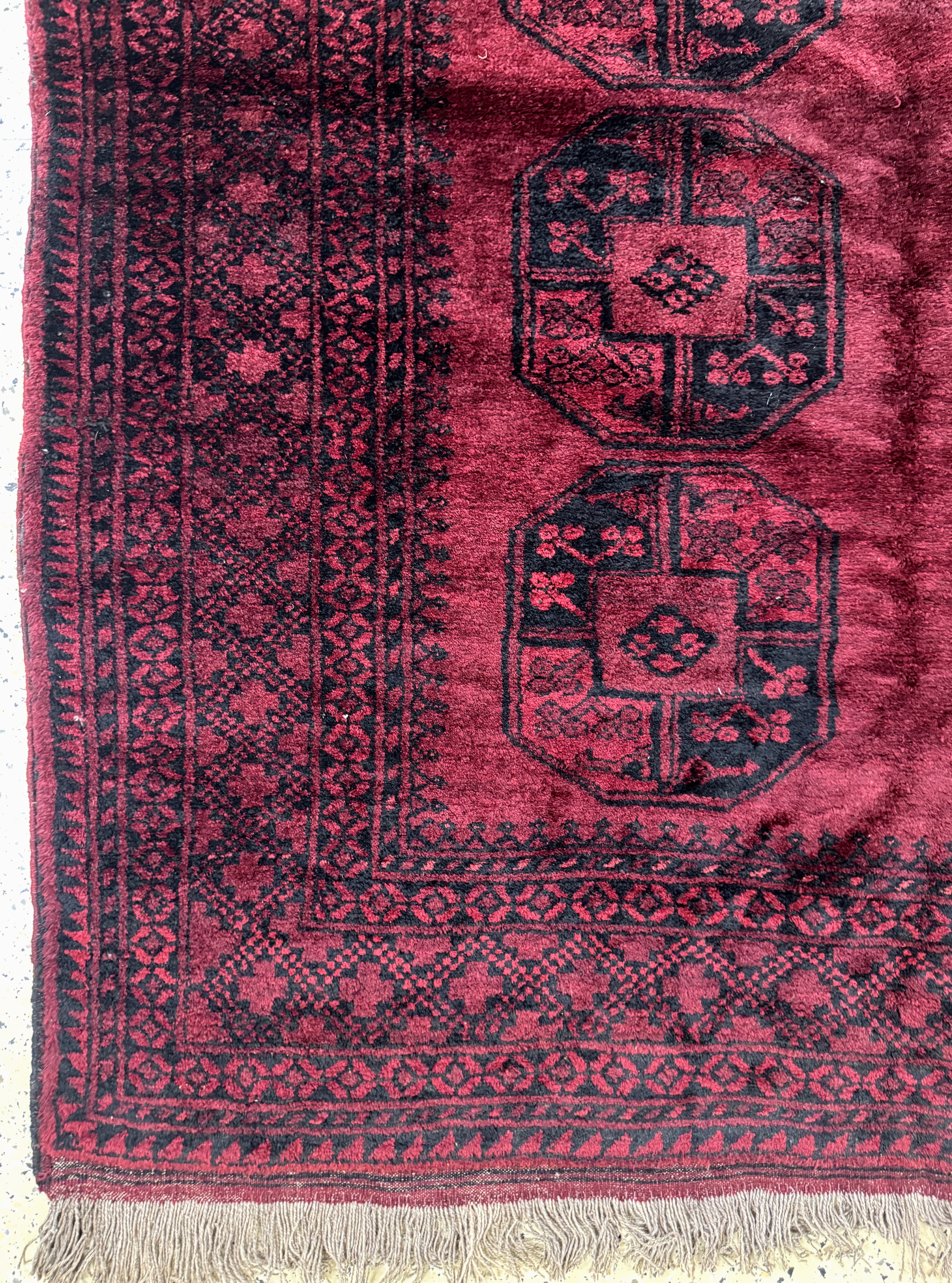 Detail b: Dolatabad, Afghanistan, Mitte 20.Jhd, Wolleauf Wolle, ca. 227 x 176 cm, EHZ: 2