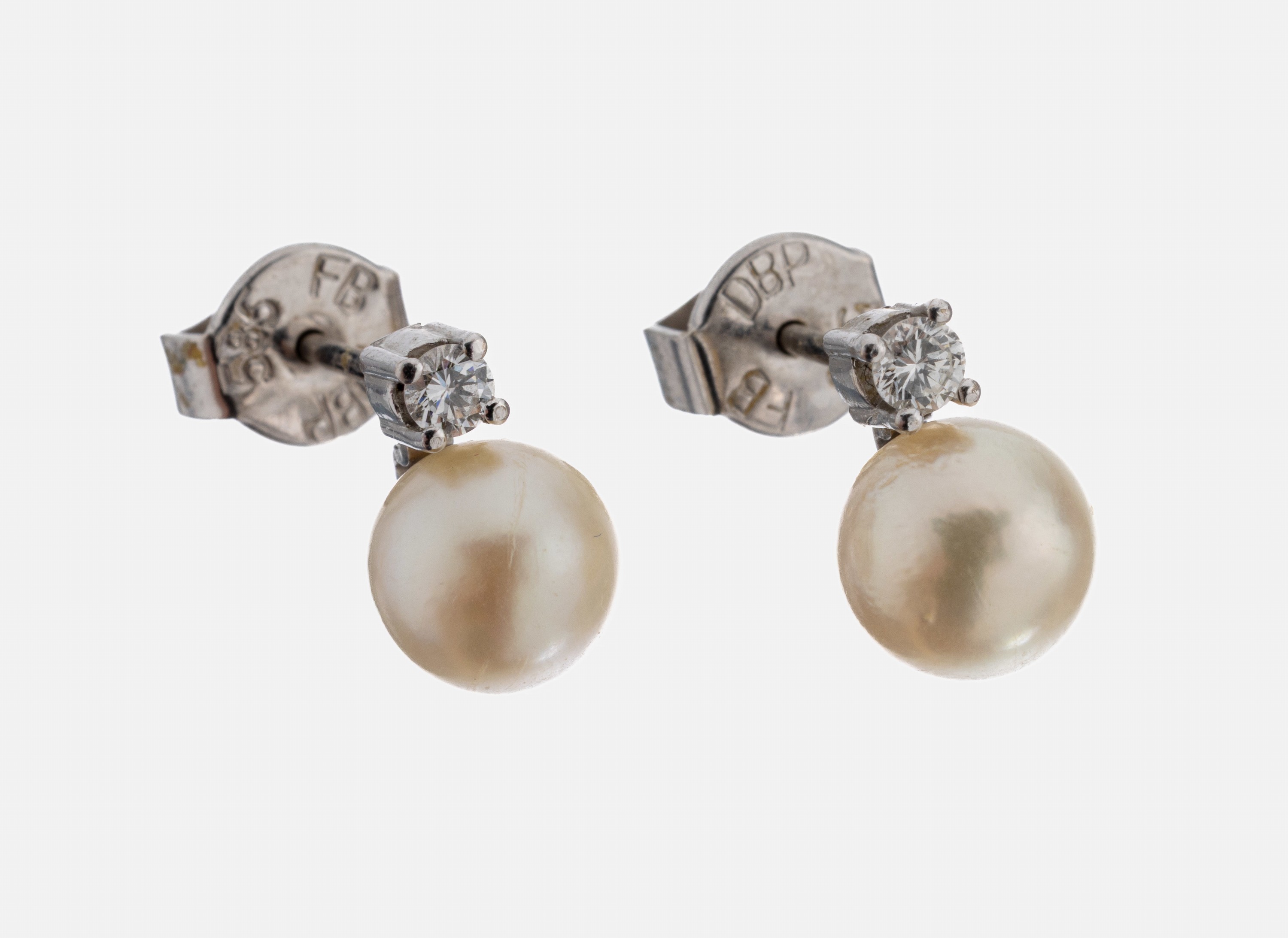 Image 27072959 - Paar 14 kt Gold Perl-Brillant-Ohrstecker, WG 585/000, 2 Akoyazuchtperlen, D. ca. 7 mm, ...