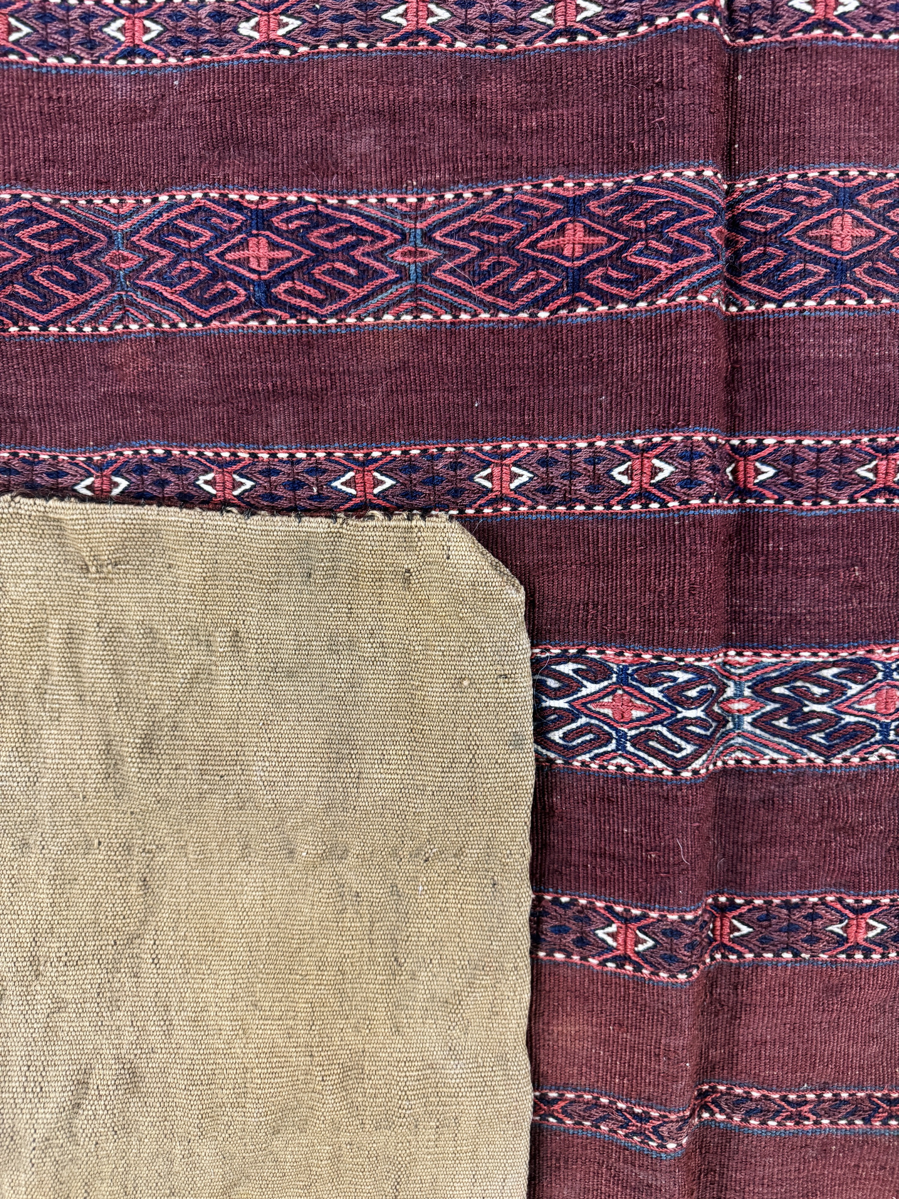 Detail c: 2 Lots Sumakh-Tschowal antik, Turkmenistan,um 1900, Wolle auf Wolle, ca. 110 x 100 cm & ca. 114 x 63 cm, EHZ: 3