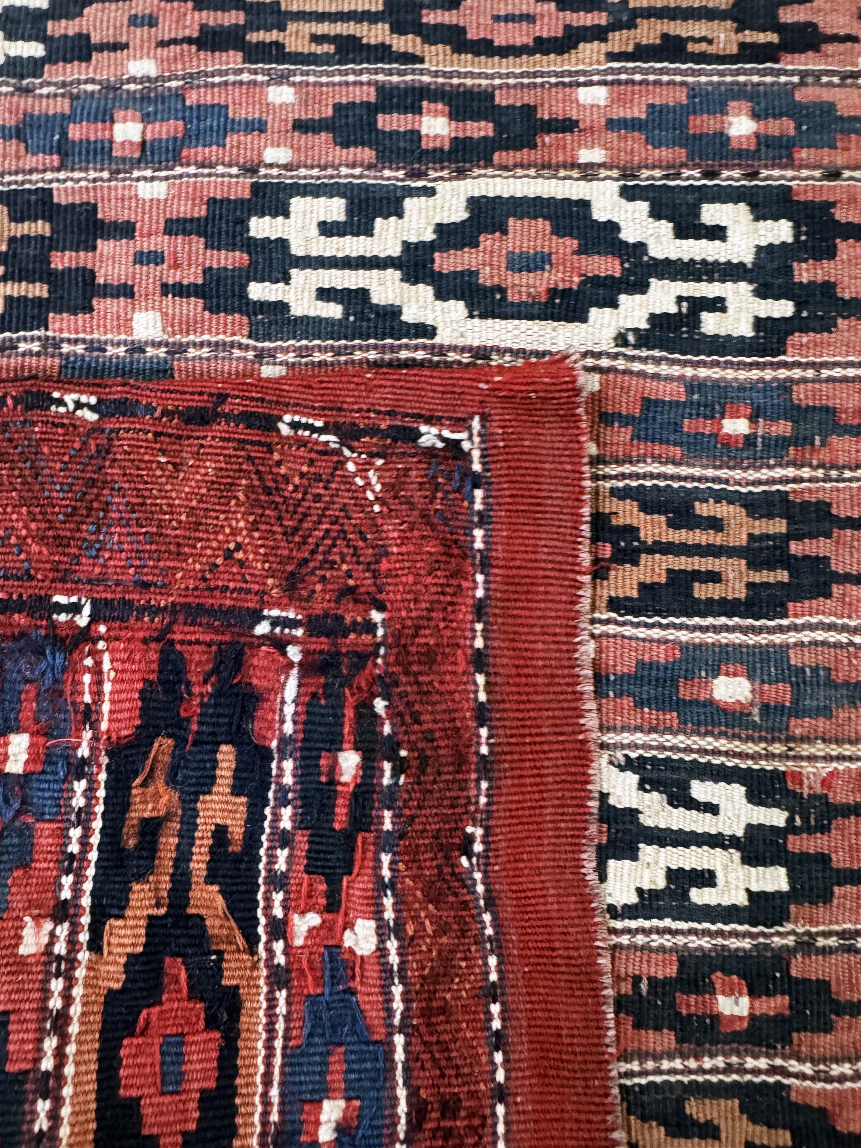 Detail f: 2 Lots Sumakh-Tschowal antik, Turkmenistan,um 1900, Wolle auf Wolle, ca. 110 x 100 cm & ca. 114 x 63 cm, EHZ: 3