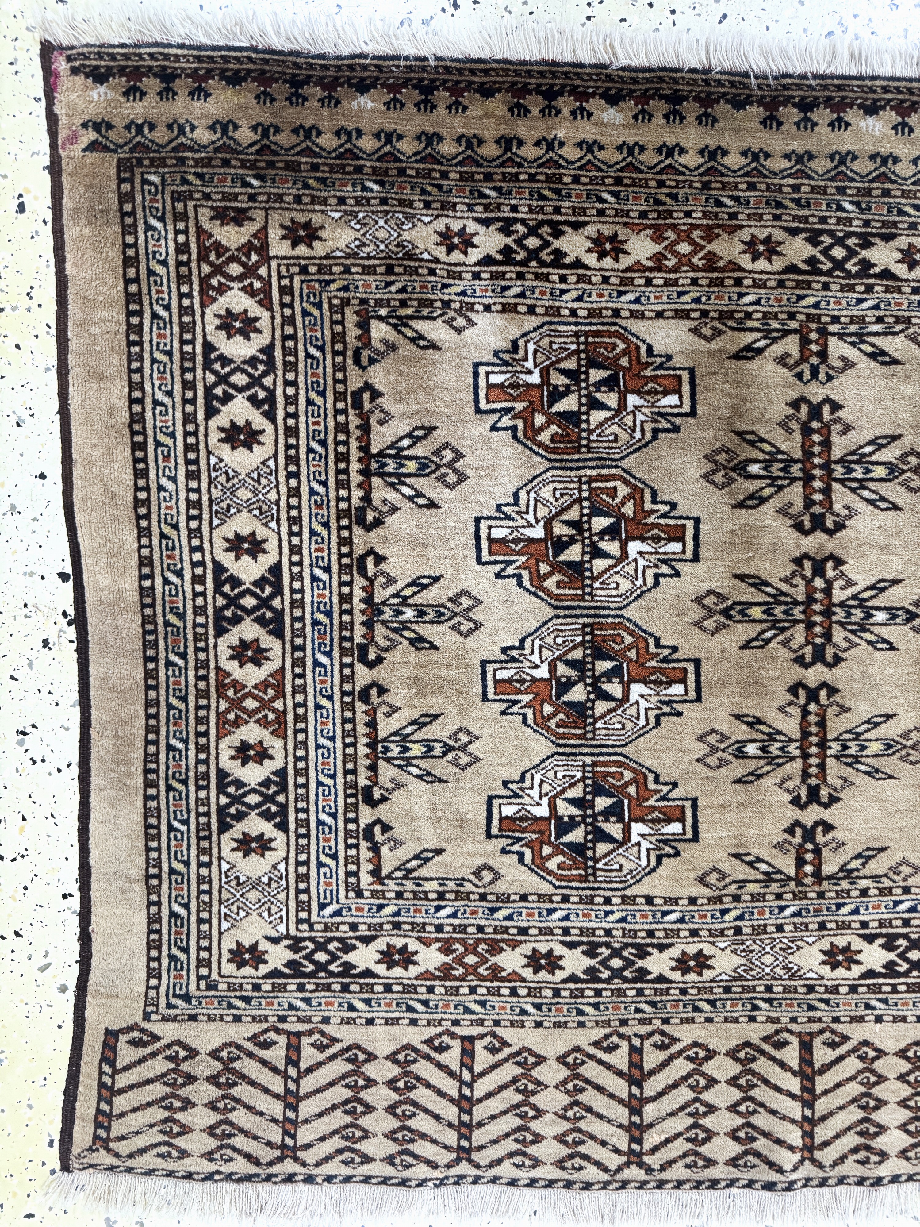 Detail c: Tschowal alt, Turkmenistan, Anfang 20.Jhd, Wolle auf Wolle, ca. 184 x 106 cm, EHZ: 2
