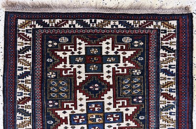 27072921a - Antiker Schirwan-Kazak, Kaukasus, um 1900, Wolle auf Wolle, ca. 140 x 93 cm, EHZ: 2 ...
