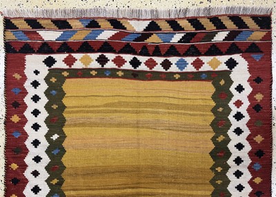 27072932b - Ghaschgai Kelim, Persien, Anfang 20.Jhd, Wolle auf Wolle, ca. 199 x 133 cm, EHZ: 2 ...