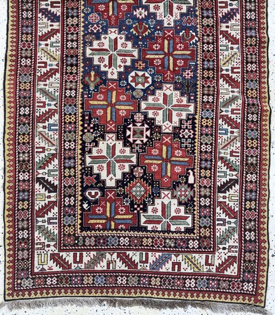 27072937d - Antiker Schirwan-Kazak, Kaukasus, 19.Jhd, Wolle auf Wolle, ca. 262 x 114 cm, EHZ: 2 ...