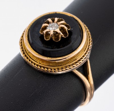 Image 14 kt Gold Diamant-Onyx-Ring, um 1860, GG 585/000, runder Ringkopf, mehrstufiger ...