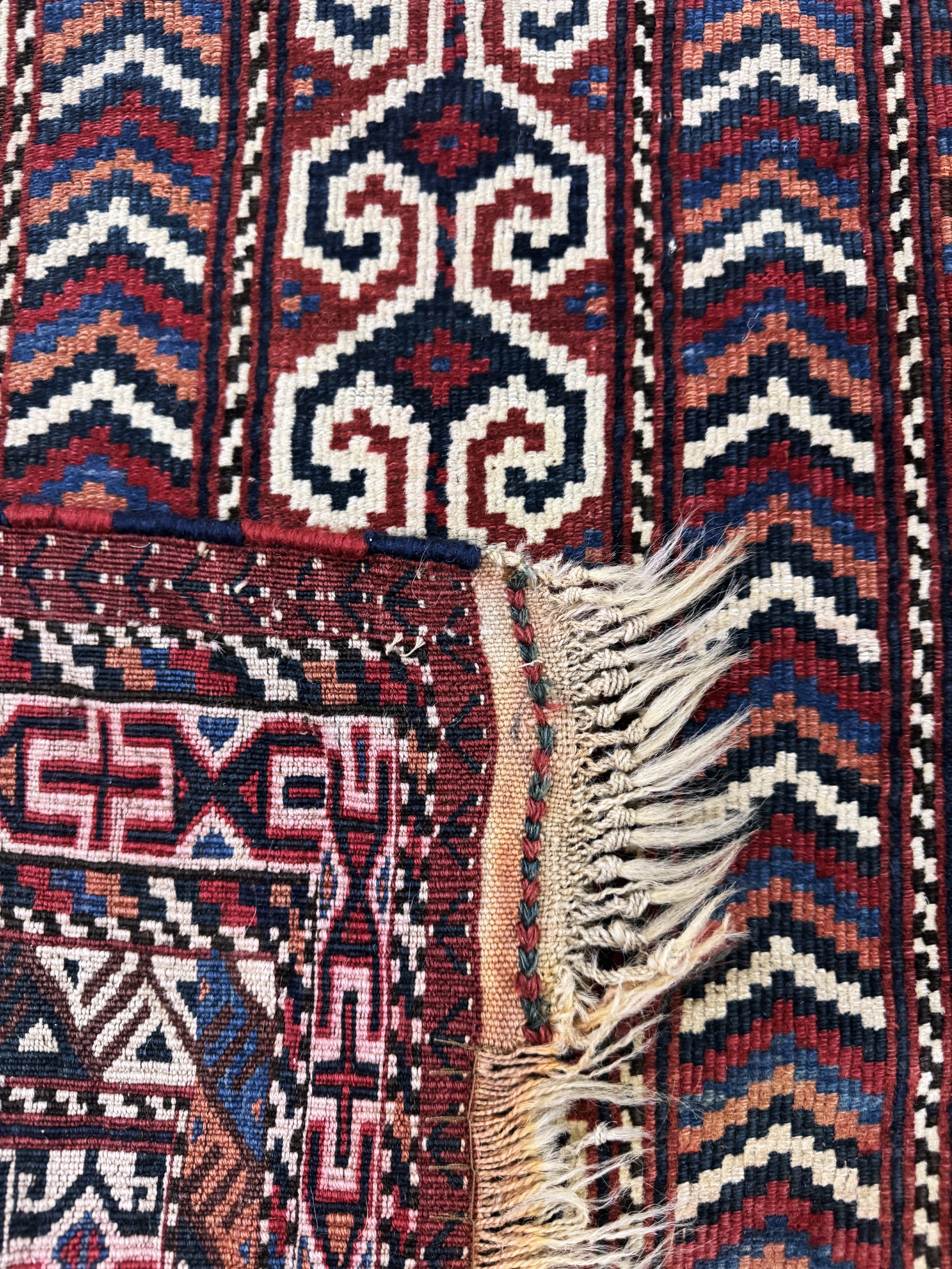 Detail e: Yomud"Salachak"antik, Turkmenistan, 19.Jhd,Wolle auf Wolle, ca. 138 x 120 cm, verfärbt, EHZ: 3