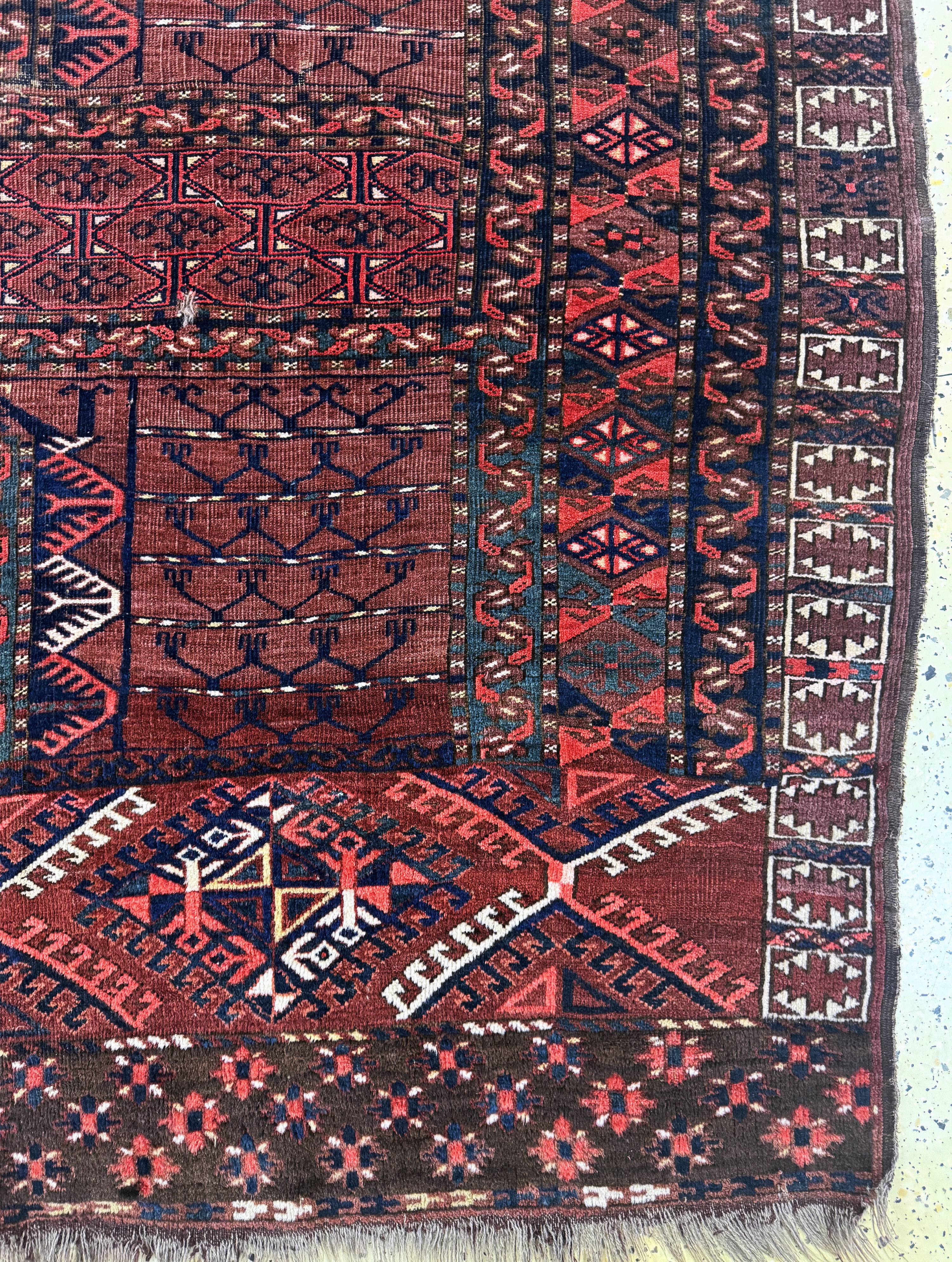 Detail a: Kisil-Ajak Engsi antik, Turkmenistan, 19.Jhd, Wolle auf Wolle, ca. 190 x 150 cm, EHZ: 4