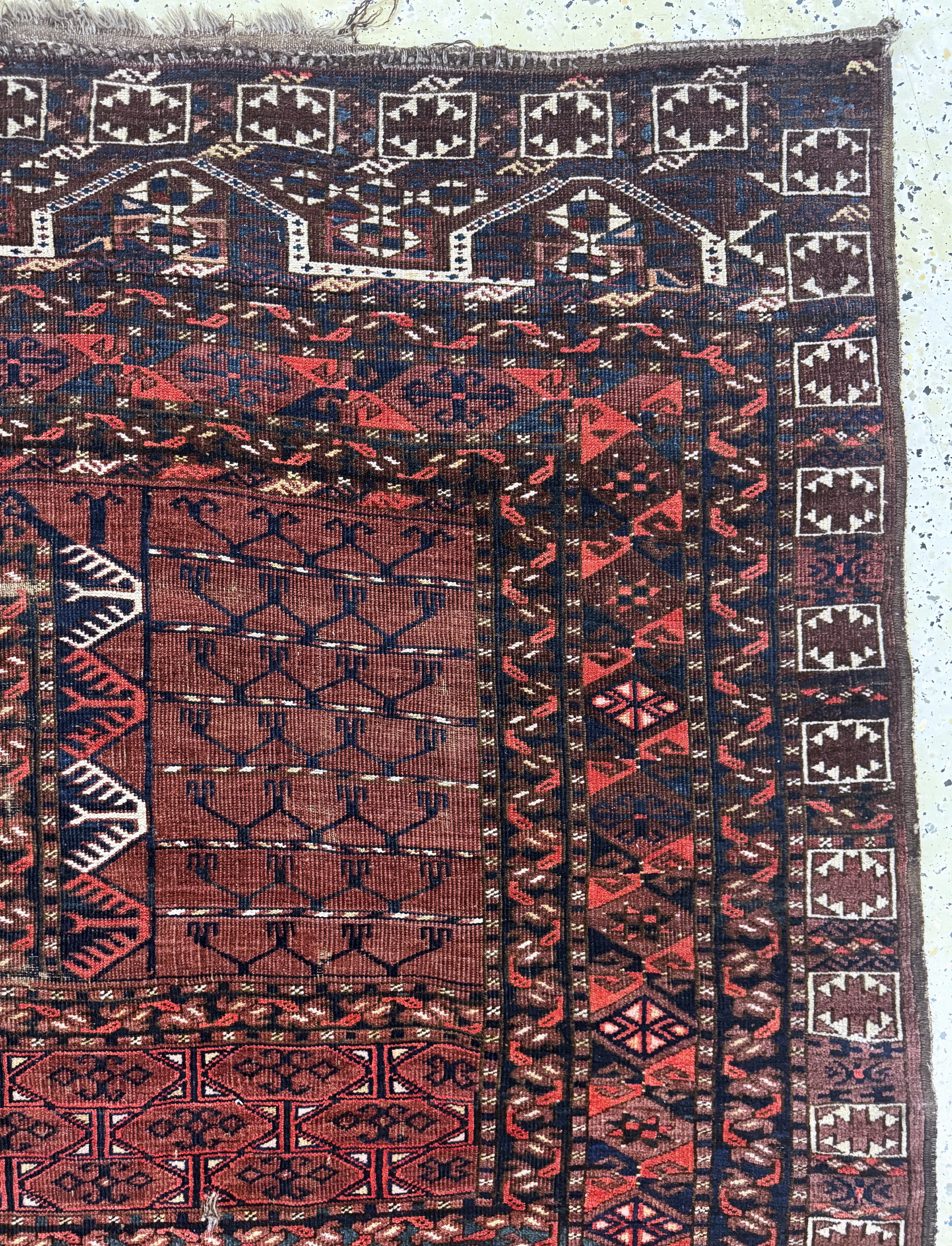 Detail d: Kisil-Ajak Engsi antik, Turkmenistan, 19.Jhd, Wolle auf Wolle, ca. 190 x 150 cm, EHZ: 4