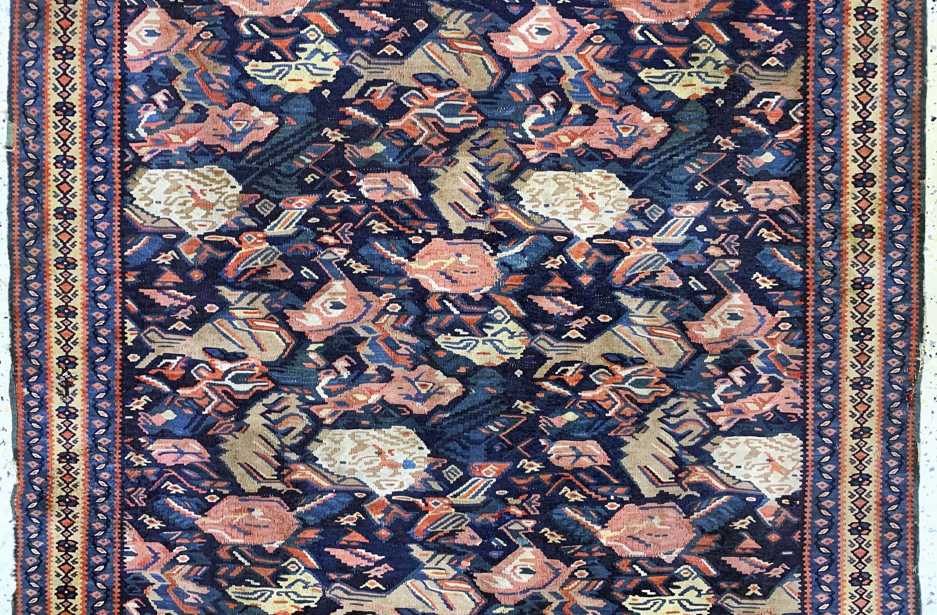 Detail b: Senneh Kelim antik, Persien, 19.Jhd, Wolle auf Wolle, ca. 200 x 125 cm, EHZ: 3(kleine Restaurierung).