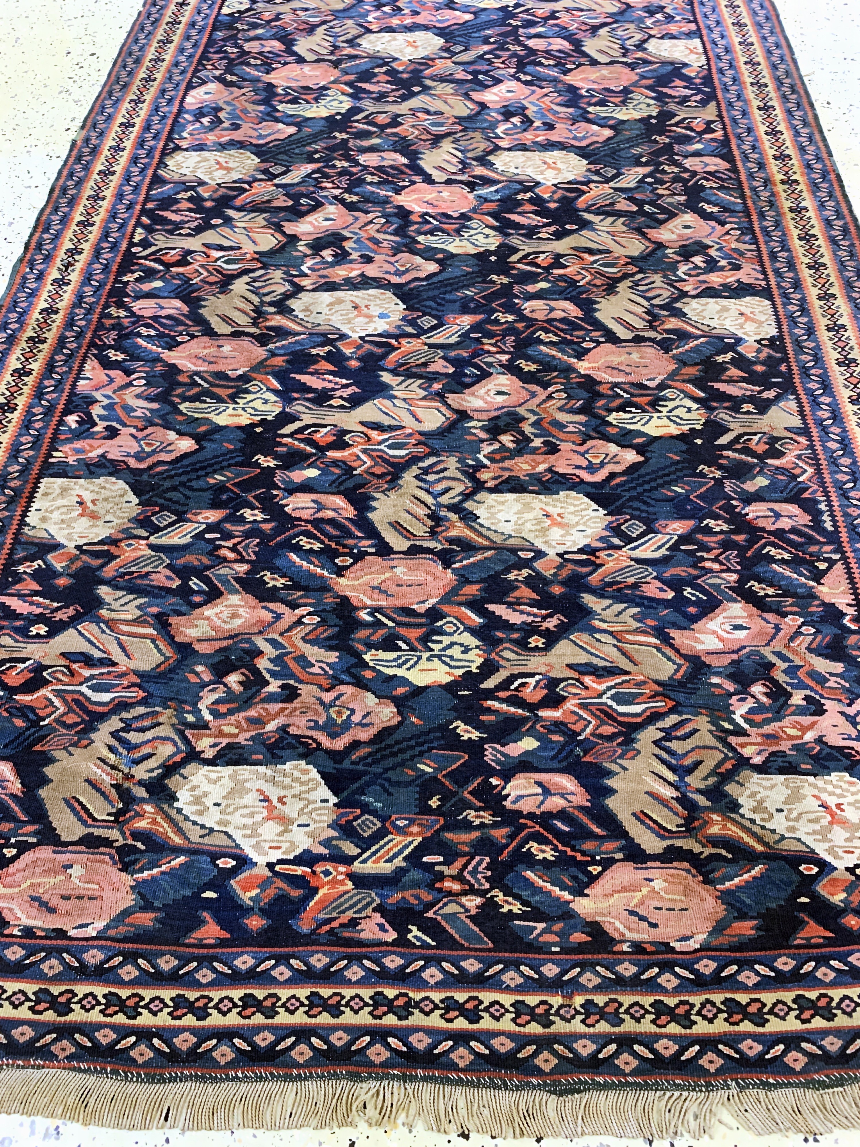 Detail e: Senneh Kelim antik, Persien, 19.Jhd, Wolle auf Wolle, ca. 200 x 125 cm, EHZ: 3(kleine Restaurierung).
