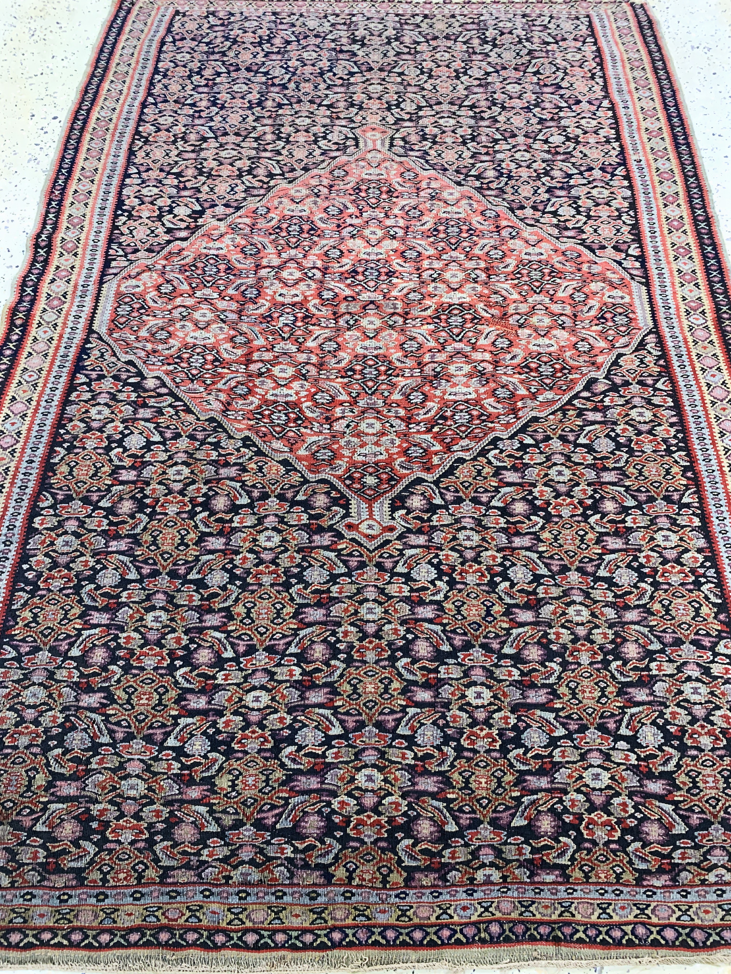 Detail e: Senneh Kelim antik, Persien, 19.Jhd, Wolle auf Wolle, ca. 195 x 130 cm, EHZ: 2-3