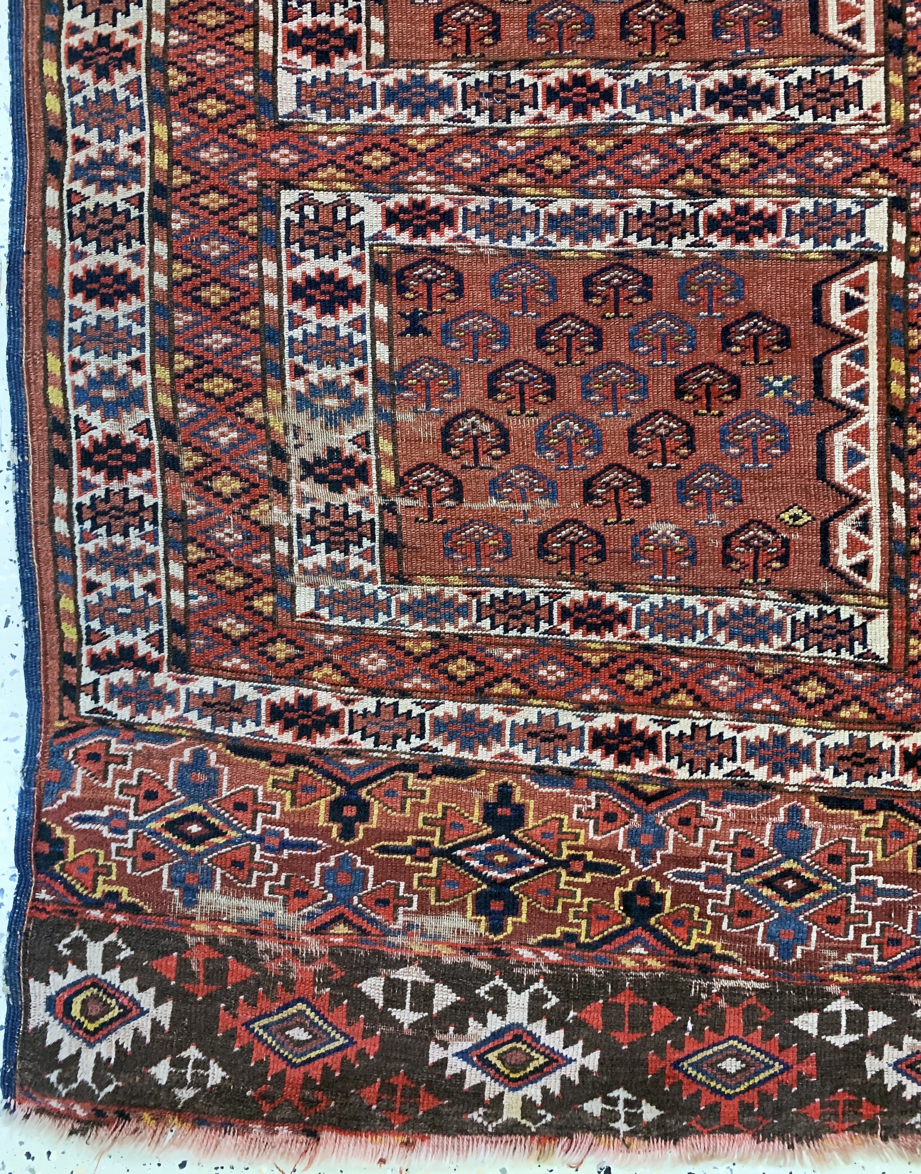 Detail b: Yomud"Engsi"antik, Turkmenistan, 19.Jhd, Wolle auf Wolle, ca. 160 x 150 cm, EHZ: 3-4