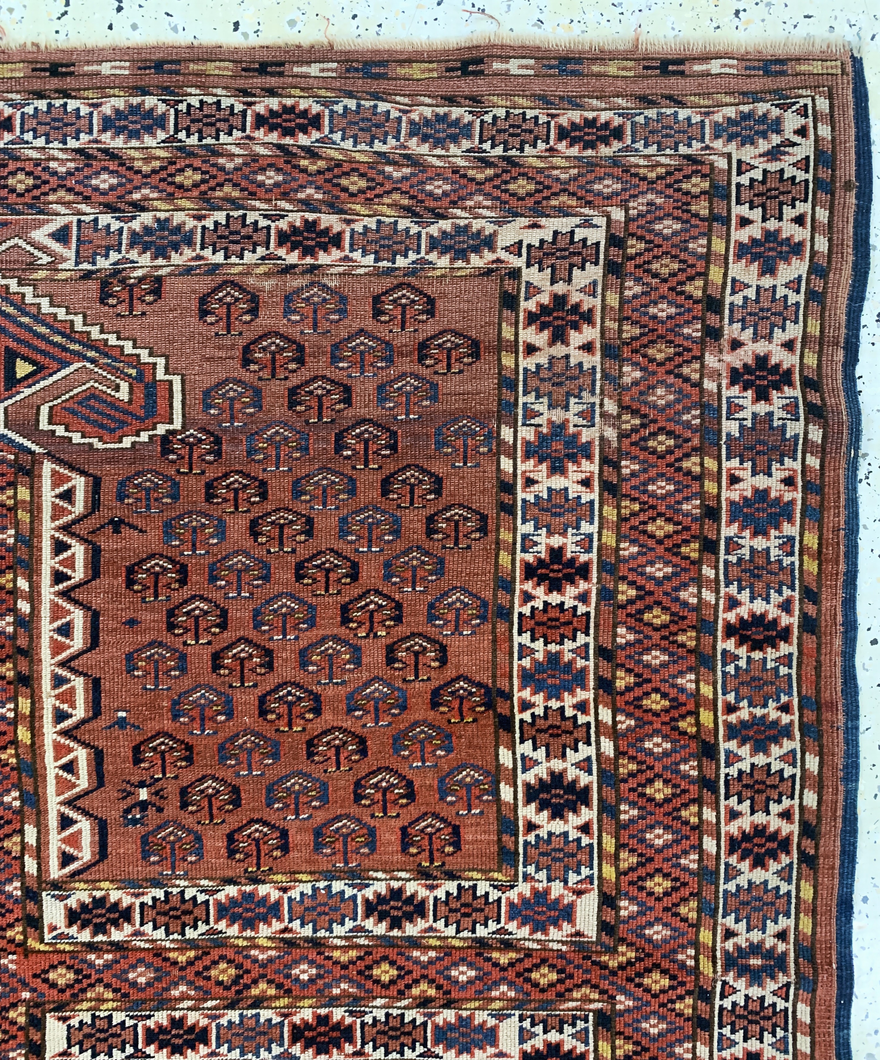 Detail d: Yomud"Engsi"antik, Turkmenistan, 19.Jhd, Wolle auf Wolle, ca. 160 x 150 cm, EHZ: 3-4