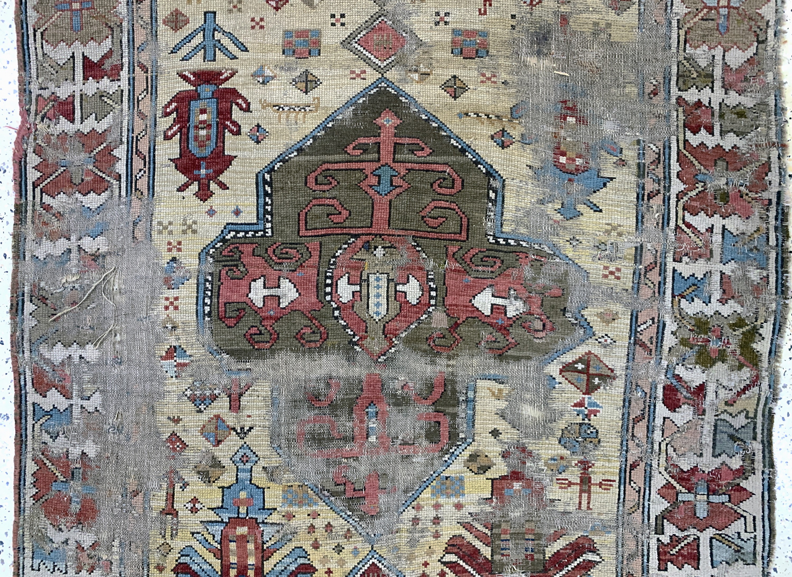 Detail b: Antiker Kazak, Kaukasus, 19.Jhd, Wolle auf Wolle, ca. 250 x 135 cm, EHZ: 4