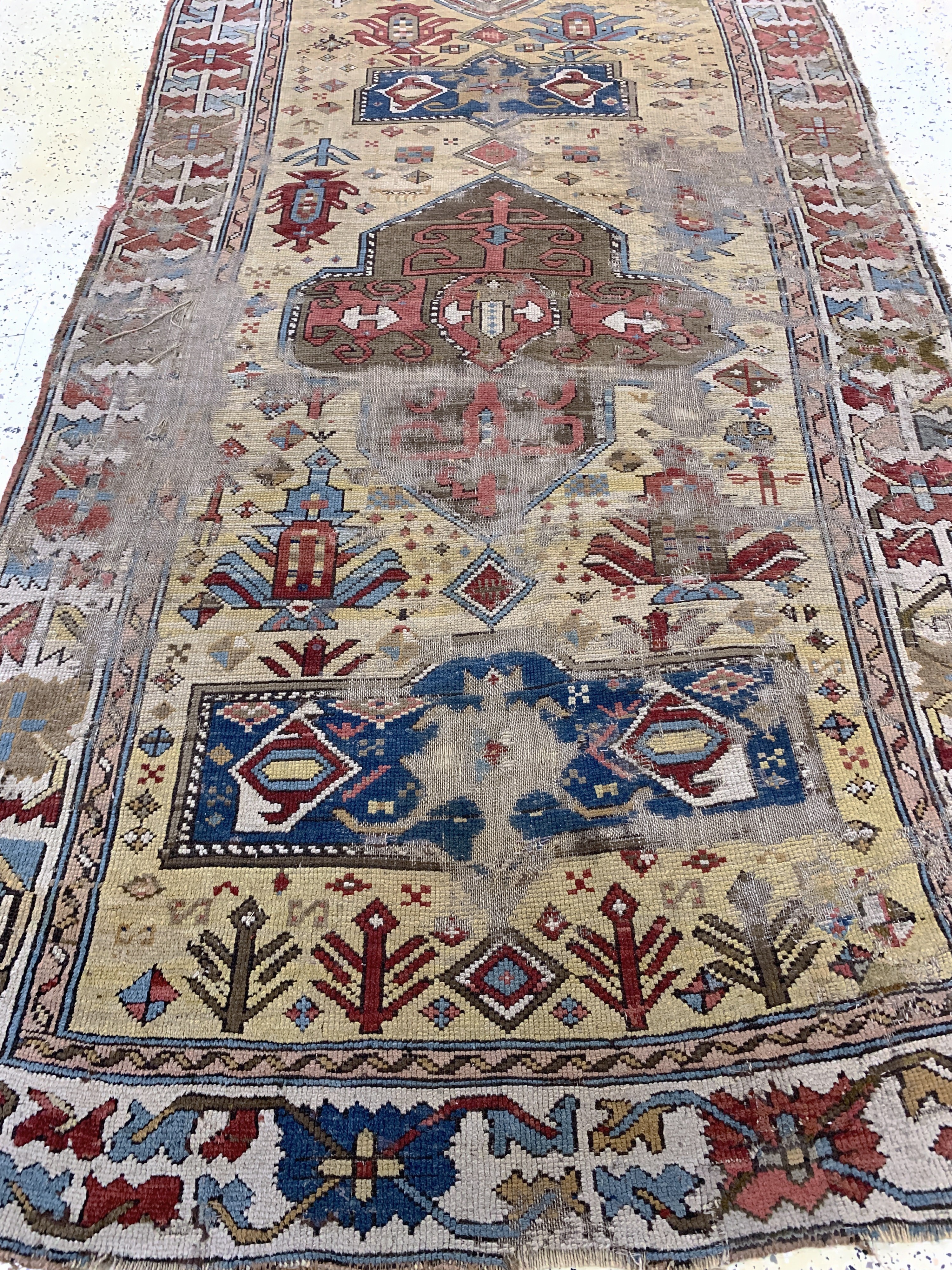Detail e: Antiker Kazak, Kaukasus, 19.Jhd, Wolle auf Wolle, ca. 250 x 135 cm, EHZ: 4