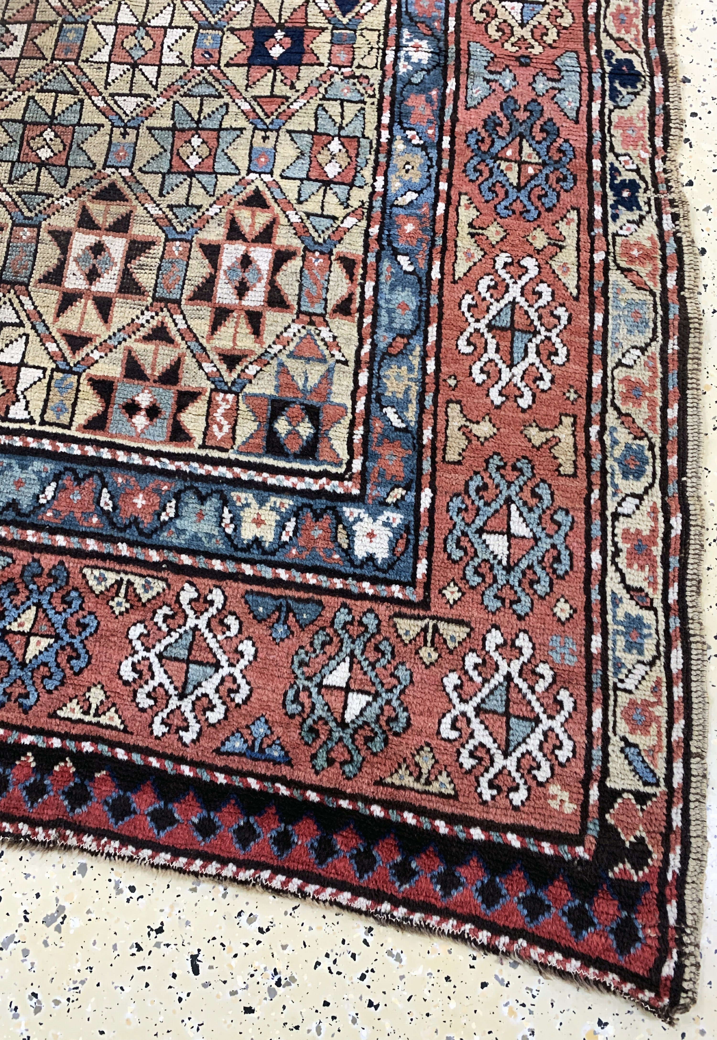 Detail c: Antiker Kazak, Kaukasus, 19.Jhd, Wolle auf Wolle, ca. 240 x 140 cm, EHZ: 3