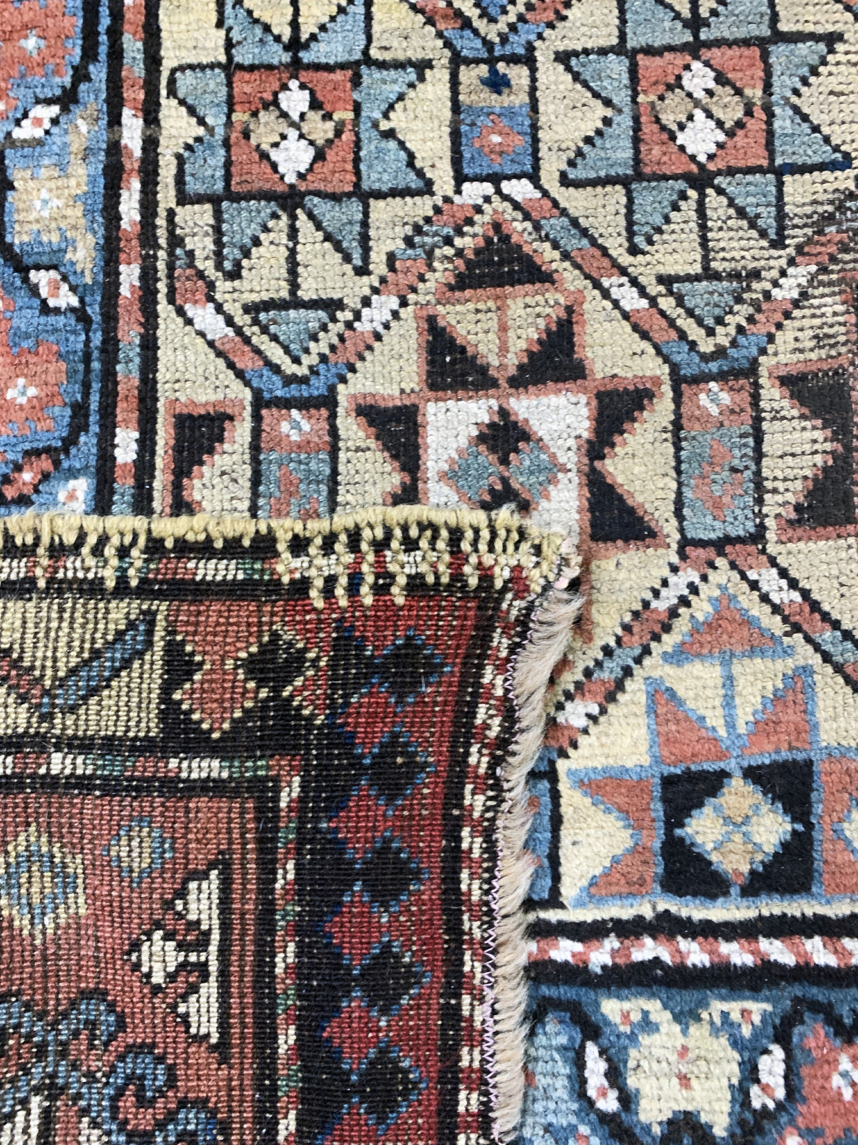 Detail g: Antiker Kazak, Kaukasus, 19.Jhd, Wolle auf Wolle, ca. 240 x 140 cm, EHZ: 3