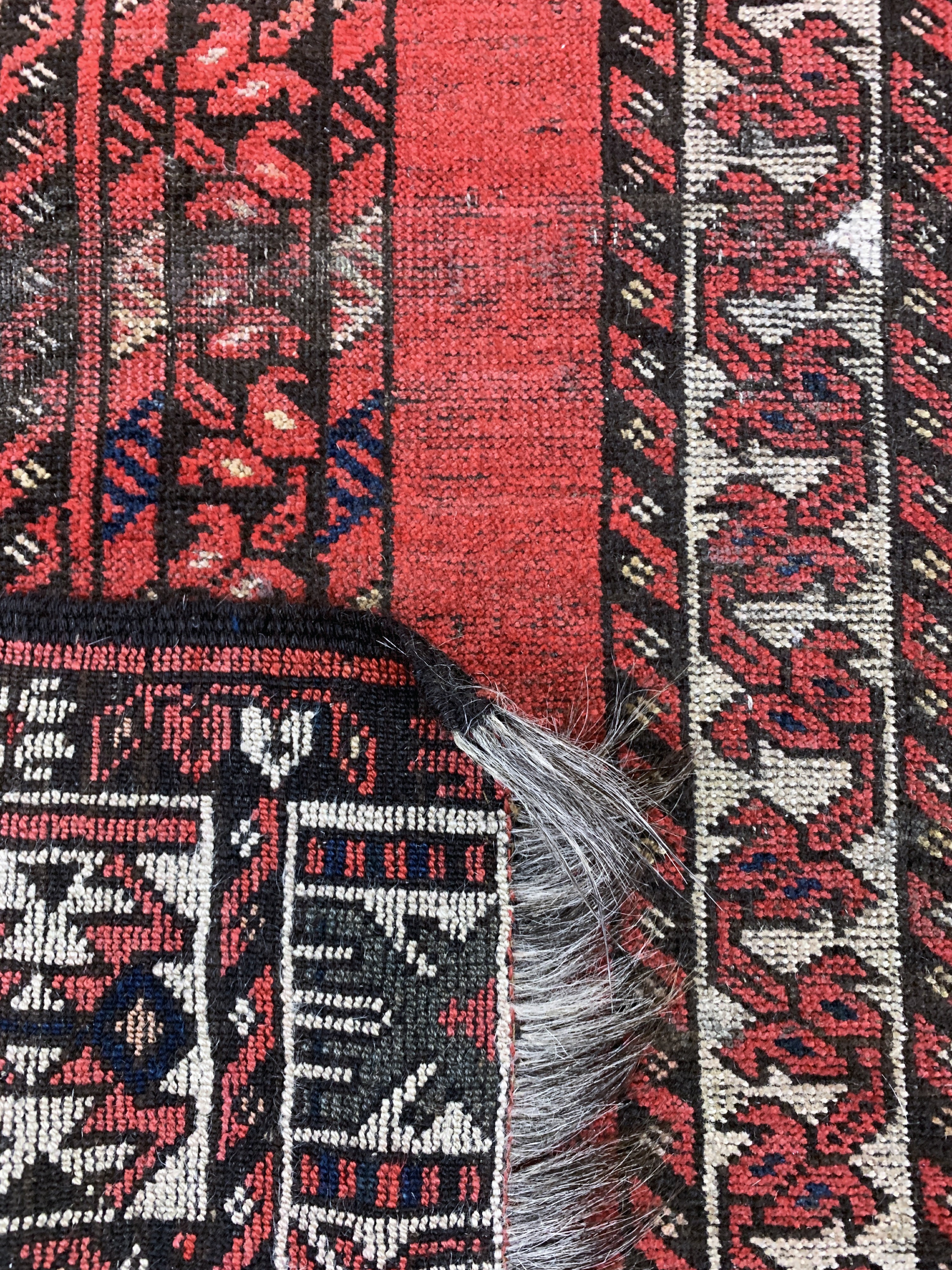 Detail e: Beschir"Gebetsteppich"antik, Turkmenistan, 19.Jhd, Wolle auf Wolle, ca. 170 x 106 cm, EHZ: 3-4