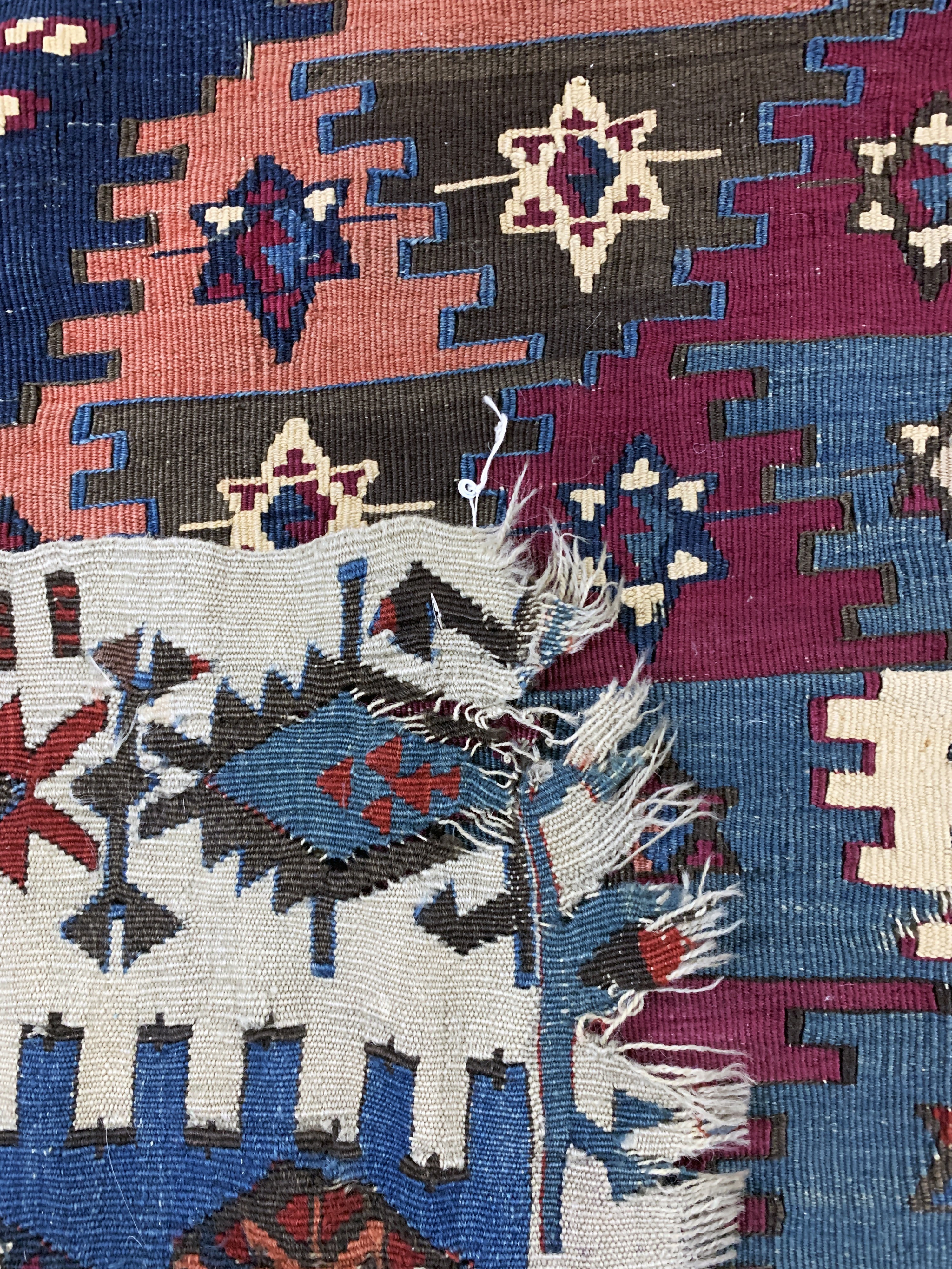 Detail h: Aydin Kelim antik, Türkei, 19.Jhd, Wolle auf Wolle, ca. 270 x 185 cm, EHZ: 3(restauriert)
