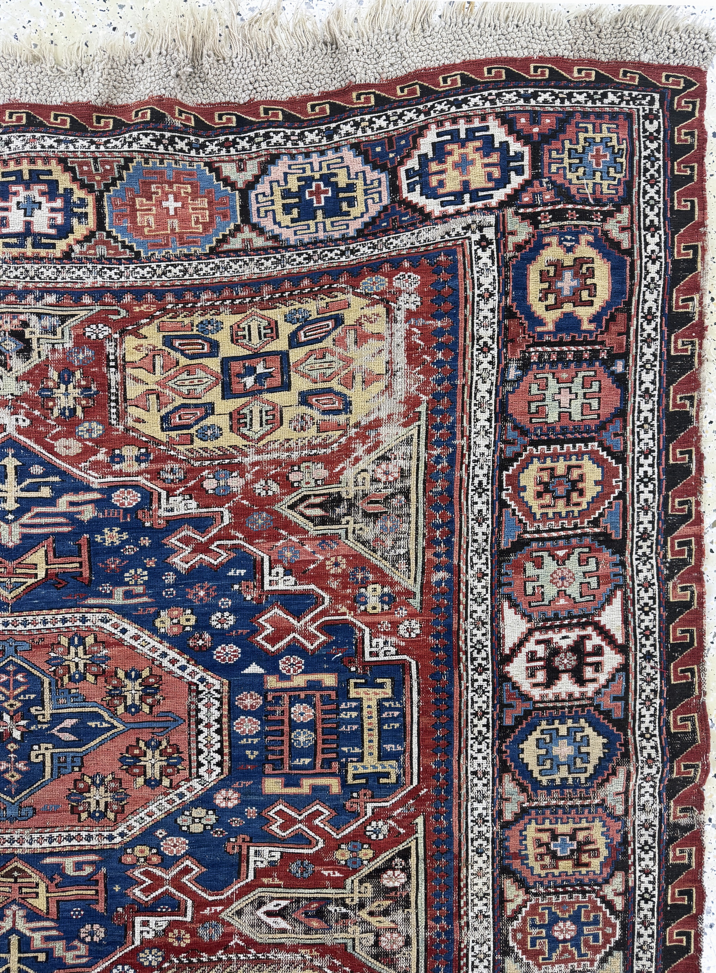 Detail f: Antiker"Medalion-Sumakh", Kaukasus, 19.Jhd,Wolle auf Wolle, ca. 330 x 190 cm, EHZ: 3