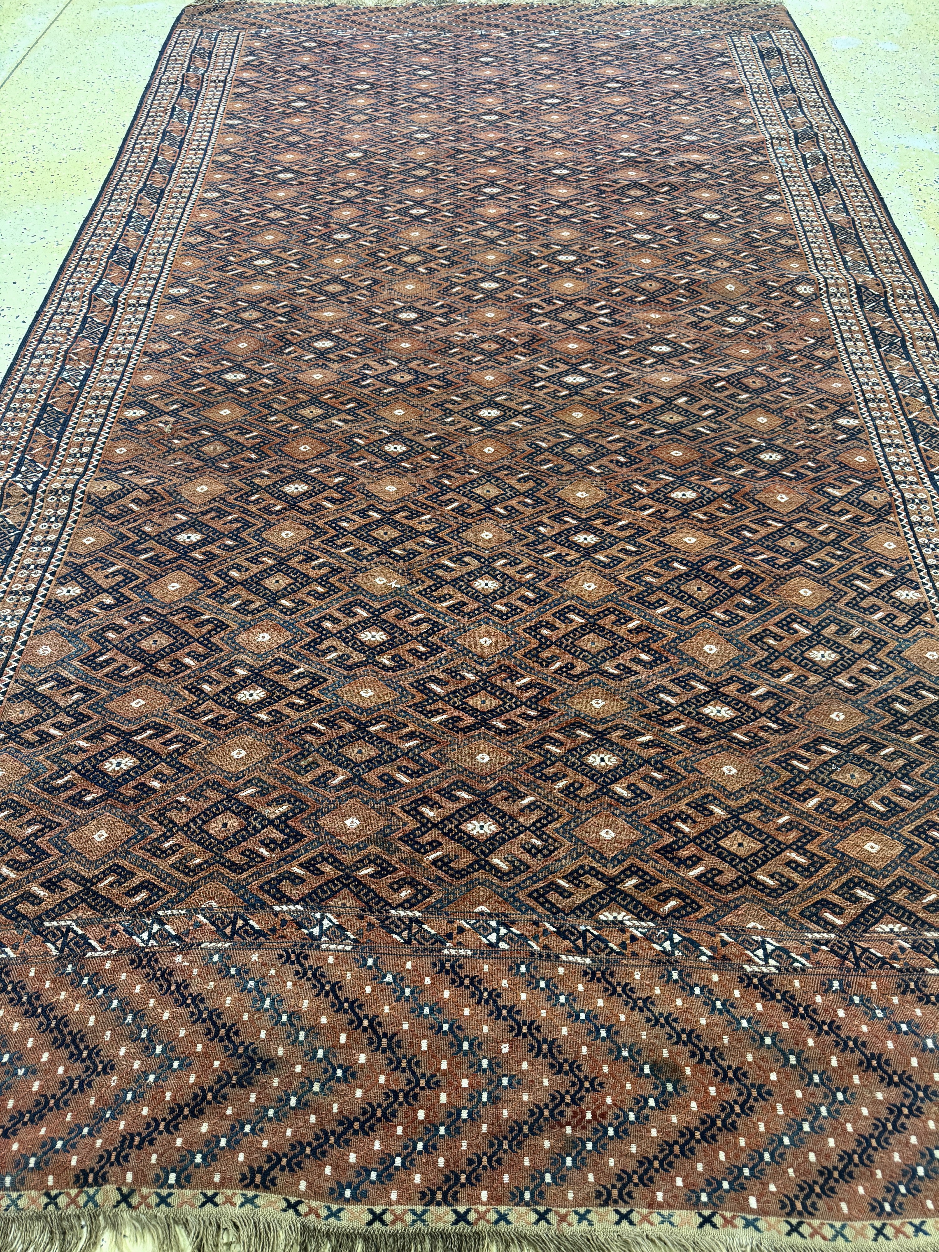 Detail g: Yomud Sumakh antik, Turkmenistan, 19.Jhd, Wolle auf Wolle, ca. 320 x 190 cm, EHZ: 2(kleine Löcher)