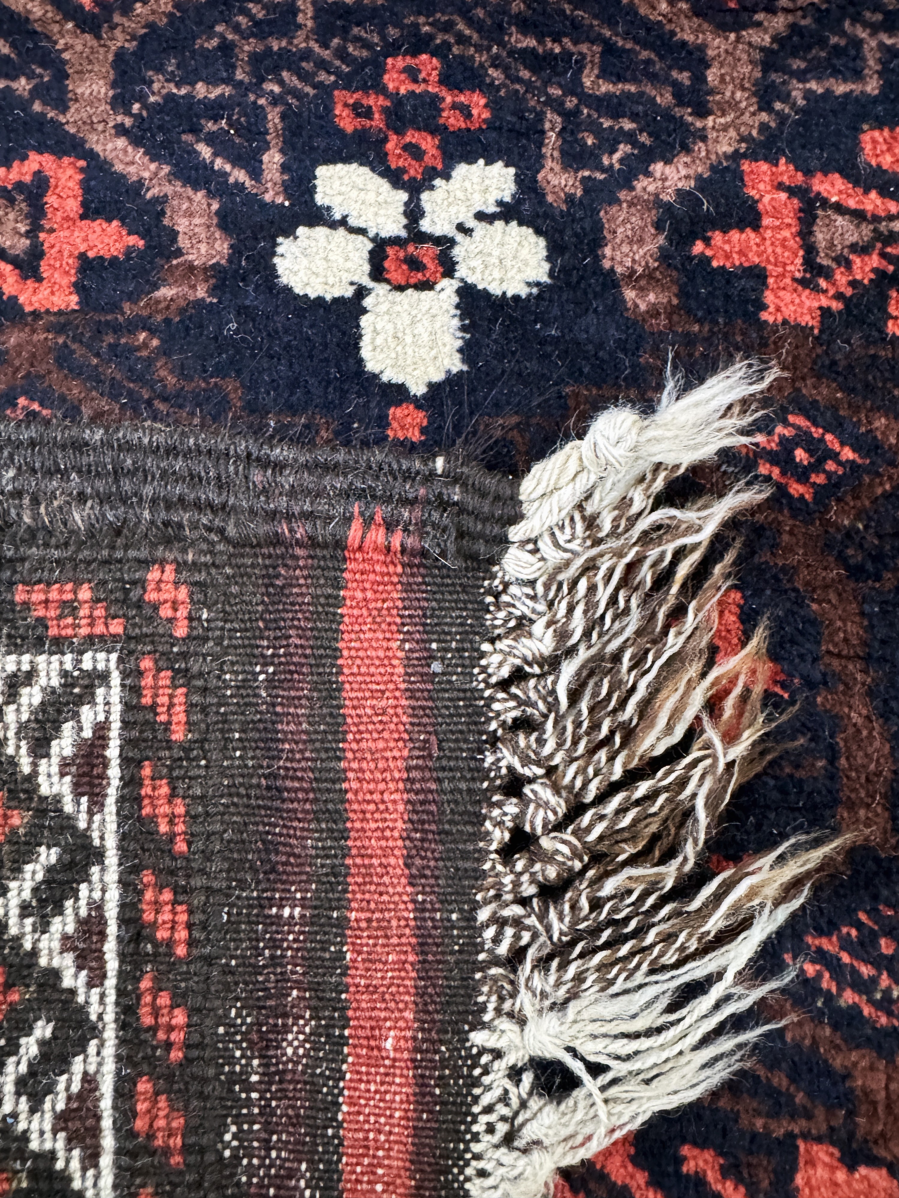 Detail d: Belutsch antik, Persien, um 1900, Wolle aufWolle, ca. 142 x 80 cm, EHZ: 2