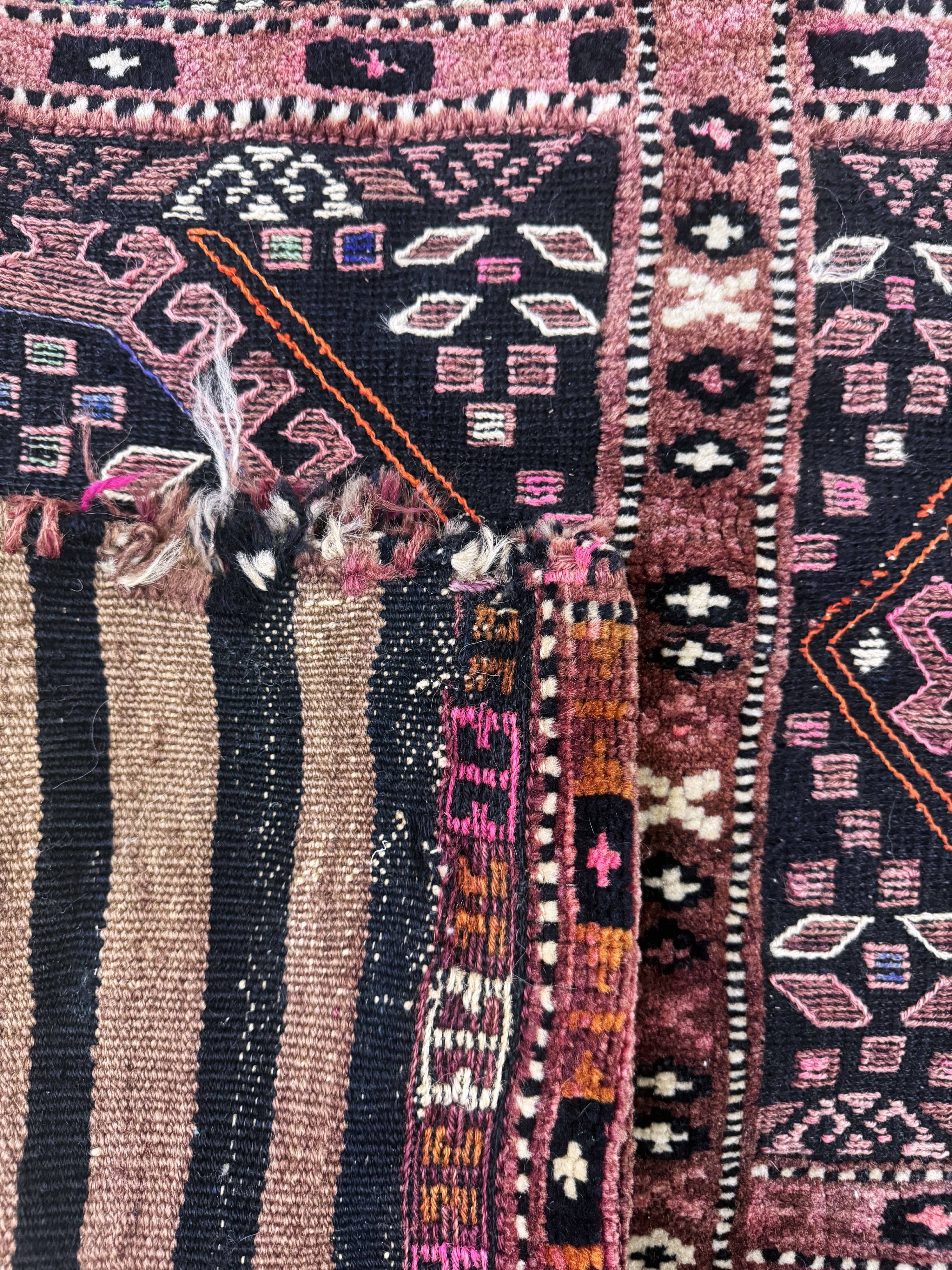 Detail d: Sumakh Doppeltasche, Türkei, Anfang 20.Jhd, Wolle auf Wolle, ca. 200 x 92 cm, EHZ:2