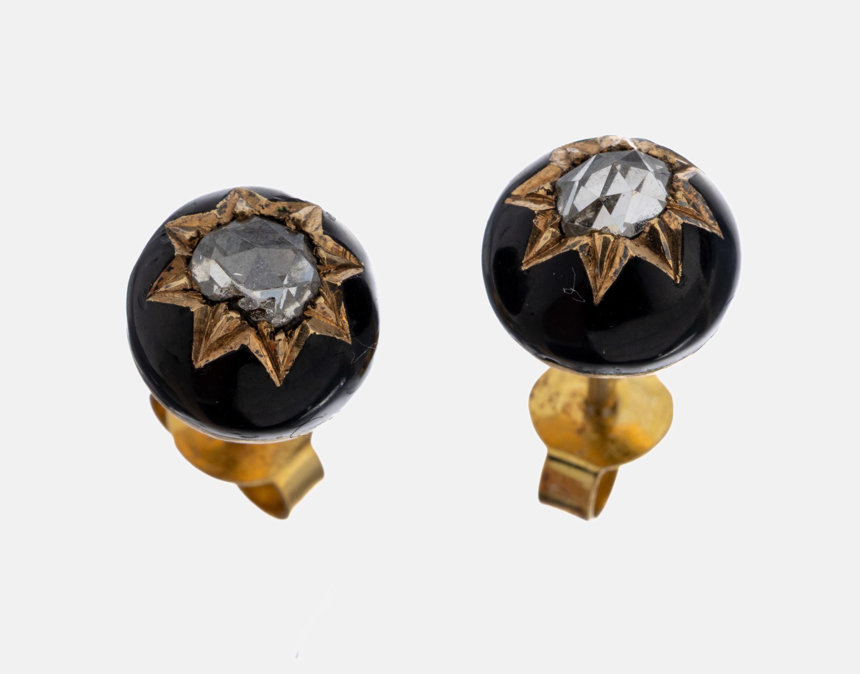 Image 27073094 - Paar 14 kt Gold Diamant-Email-Ohrstecker, um 1880, GG 585/000 gepr., schlichte runde ...