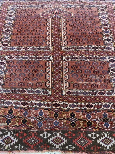 27073022e - Yomud´Engsi´antik, Turkmenistan, 19.Jhd, Wolle auf Wolle, ca. 160 x 150 cm, EHZ: 3-4 ...