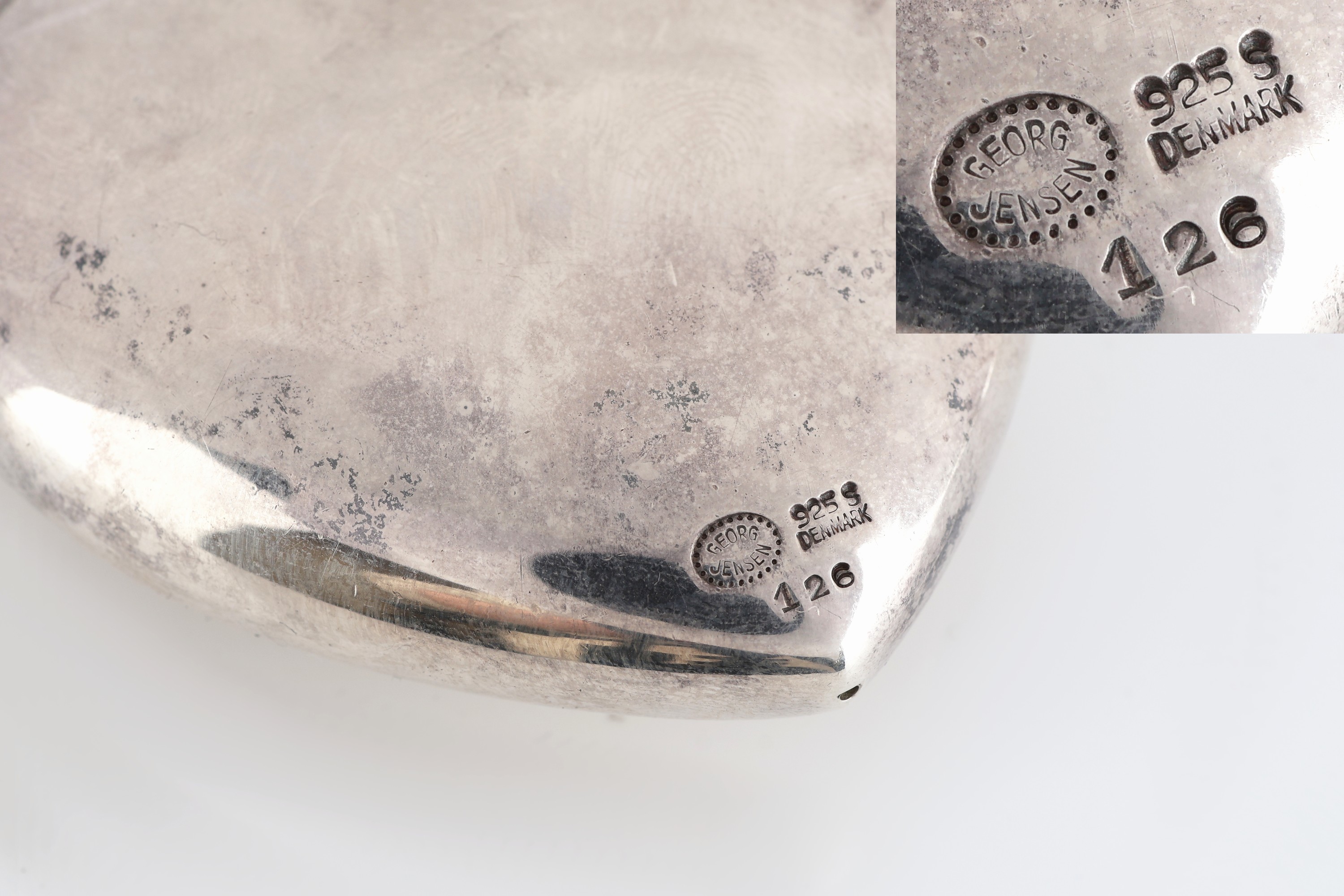 Detail d: GEORG JENSEN Herzcollier, 925er Silber, Dänemark, Modell Nr. 126, nach 1945, Design Astrid Fog, ca. 98.4 g, Herz ca. 6 x 6 cm, L. ca. 80 cm, ...
