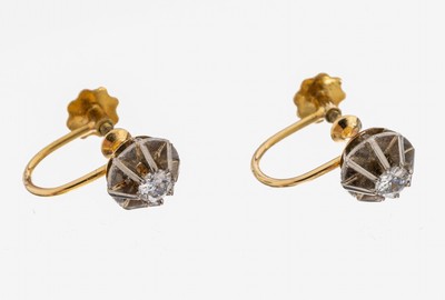 27073691a - Paar 18 kt Gold Diamant-Ohrschrauben, Schweden 1920/30er Jahre, GG/WG 750/000, 2 ...