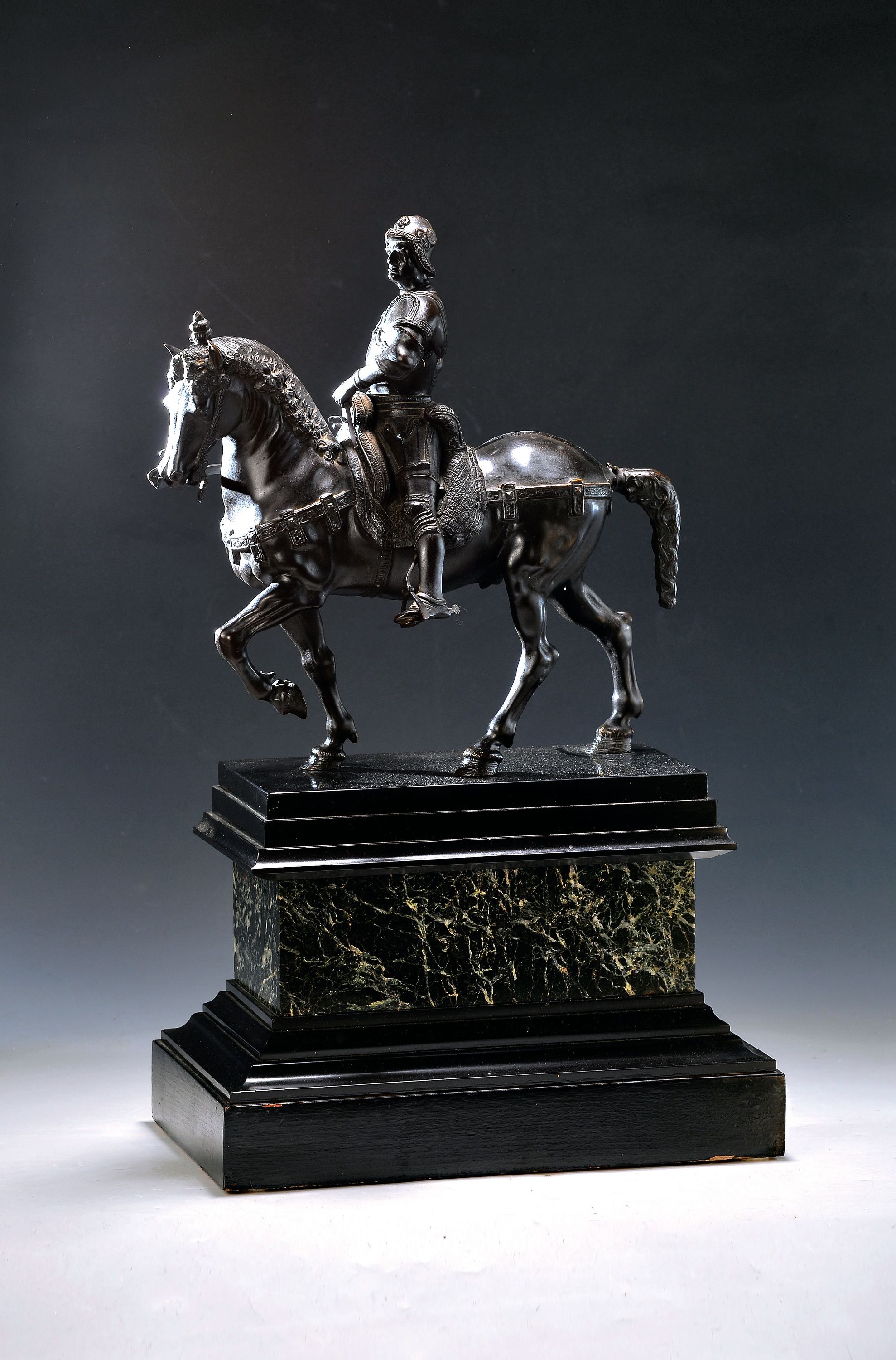 Image 27075191 - Reiterstandbild des Bartolomeo Colleoni, nach Andrea del Verrocchio, um 1900, Bronze ...
