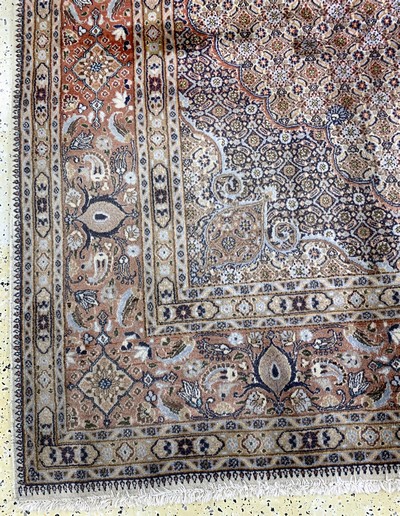 27075337h - Mud fein, Persien, Ende 20.Jhd, Wolle auf Baumwolle, ca. 338 x 243 cm, ...