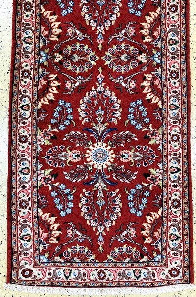 27075363c - Sarogh, Persien, Ende 20.Jhd, Wolle auf Baumwolle, ca. 335 x 80 cm, EHZ: 2 ...