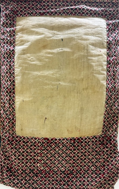 27075409d - Thangka alt, Tibet, Mitte 20.Jhd, Malerei mit Seidenumrandung, ca. 95 x 62 cm, EHZ: 1-2 ...