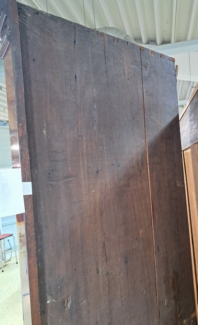27075994q - Eckschrank, Biedermeier, norddeutsch, um 1820, Mahagoni massiv, z.T. Furnier, ...