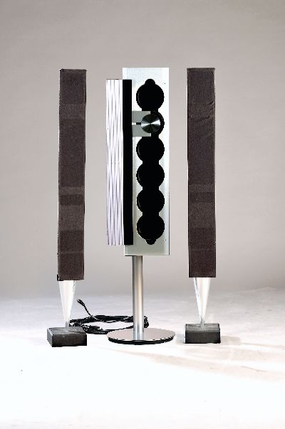 27076015a - Bang & Olufsen, Beosound 9000, after 1996, CD player and two active speakers, designed by ...