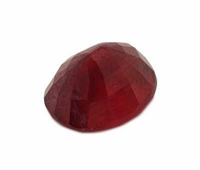 27076218a - Loser Rubin, ca. 2.95 ct, ovalfacett. Schätzpreis: 1400, - EUR