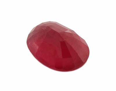 27076227a - Loser Rubin, ca. 6.81 ct, ovalfacett. Schätzpreis: 2000, - EUR