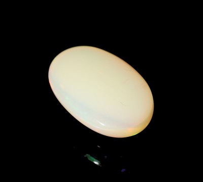 27076237a - Loose opal , approx. 5.63 ct, oval cabochon Valuation Price: 750, - EUR