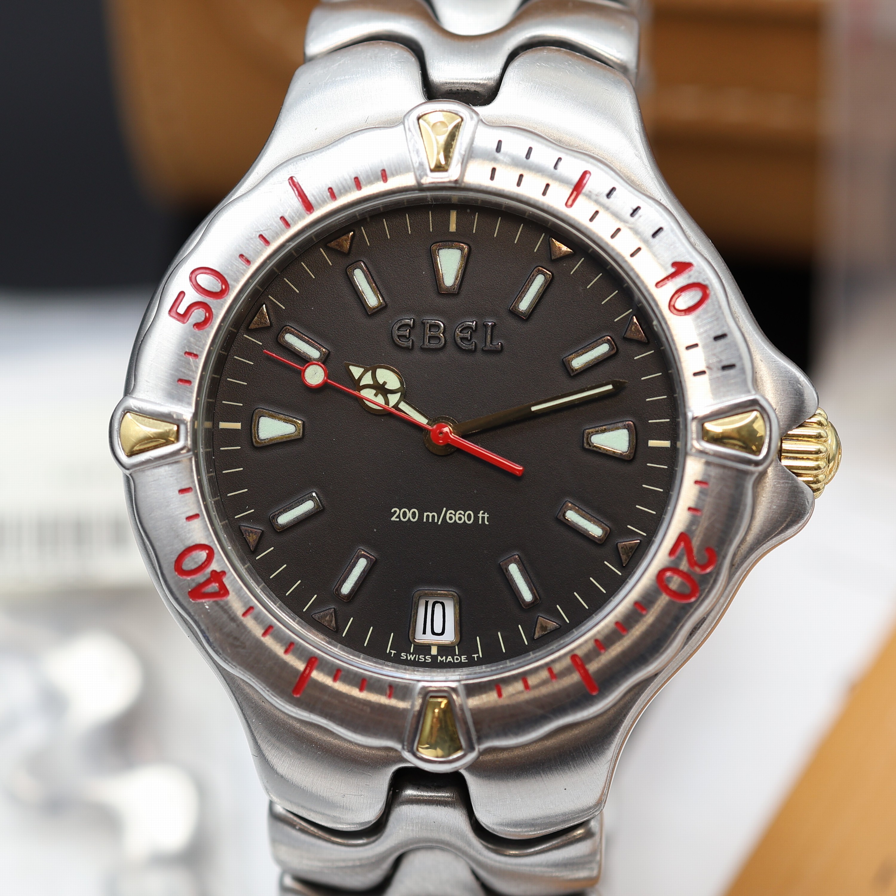 Detail a: EBEL Sportwave Armbanduhr Referenz 6187541, quarz, z. T. verg. Edelstahlgeh. inkl. Gliederband m. Faltschl., Boden und Krone verschr., ab Herst. ...