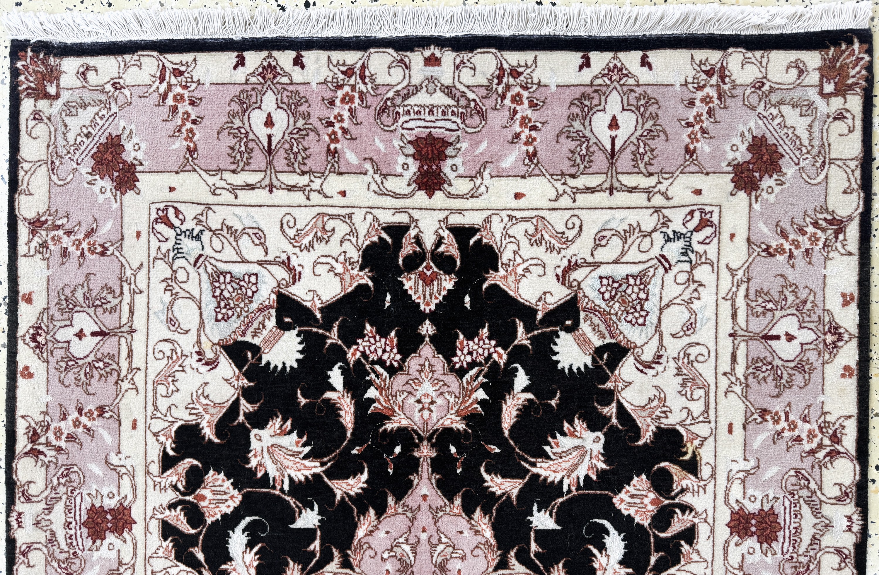 Detail a: Täbriz fein(50 Raj), Persien, Mitte 20.Jhd,Korkwolle mit Seide, ca. 155 x 102 cm, ca. 500.000 Kn/qm, EHZ: 2