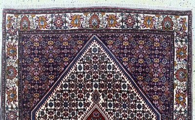 27076379a - Bidjar Kork, Persien, Ende 20.Jhd, Korkwolle, ca. 160 x 110 cm, EHZ: 1-2 Schätzpreis: ...