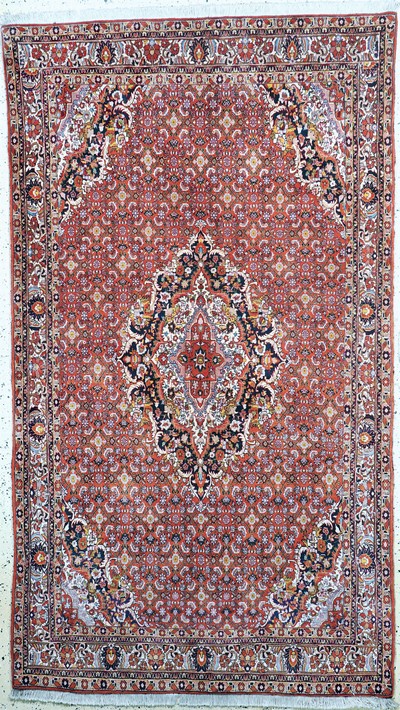 Image Bidjar Kork, Persien, Mitte 20.Jhd, Korkwolle, ca. 250 x 147 cm, EHZ: 1-2 Schätzpreis: ...